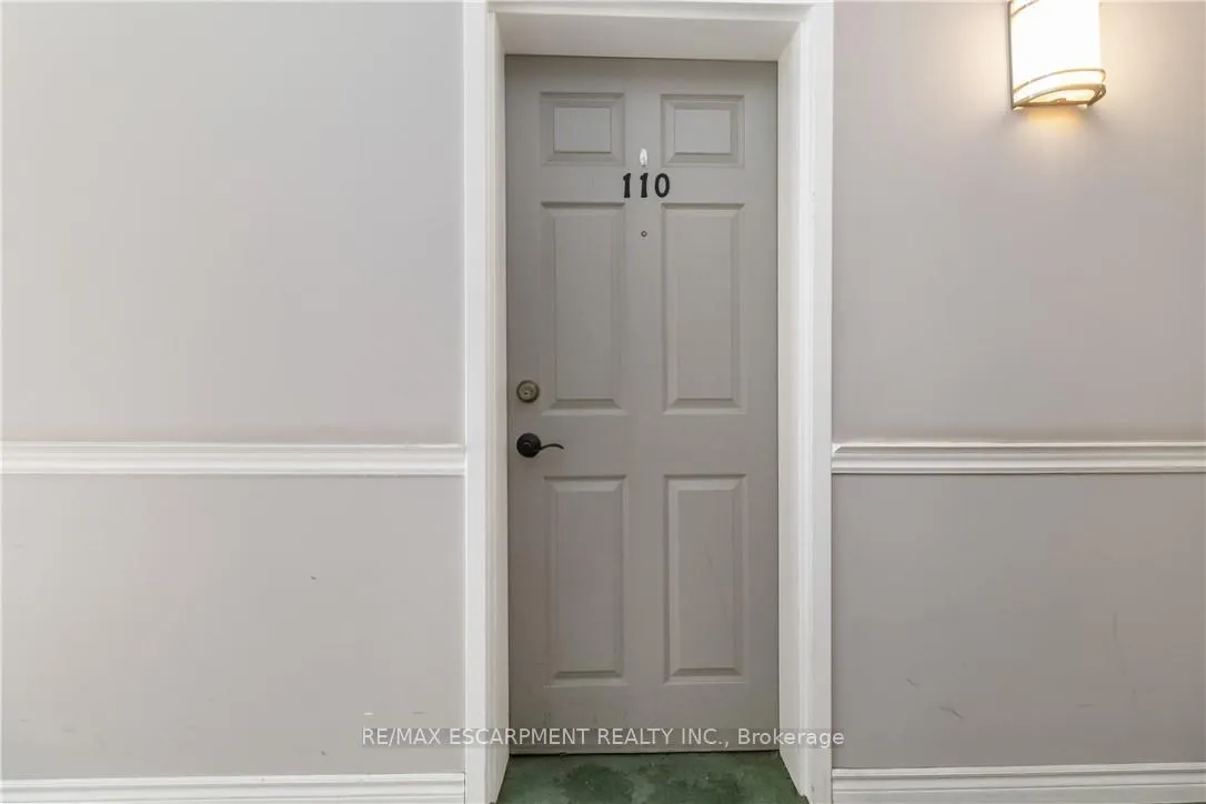 Photo 29 of Unit 110, 4015 Kilmer Drive, Burlington, Tansley — HOMEH