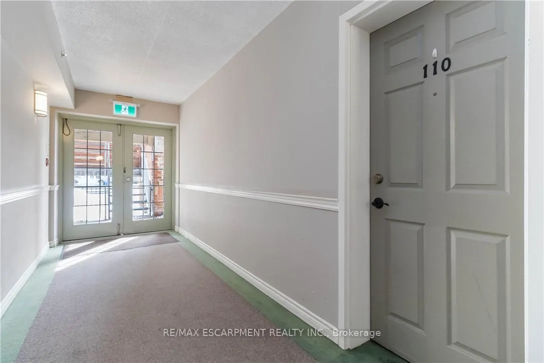 Photo 30 of Unit 110, 4015 Kilmer Drive, Burlington, Tansley — HOMEH