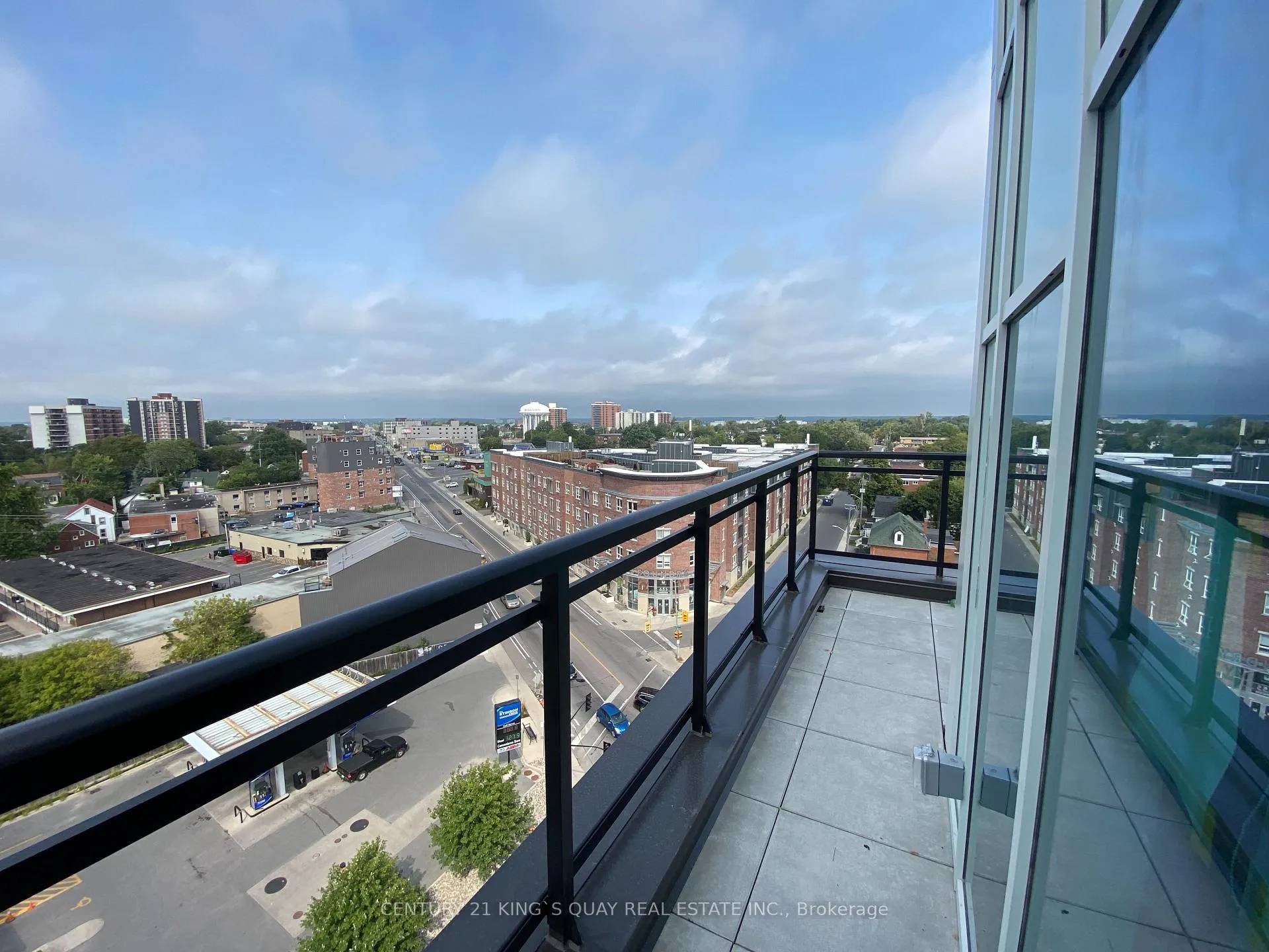 Photo 7 of Unit 926, 652 Princess Street, Kingston, Central City East — HOMEH