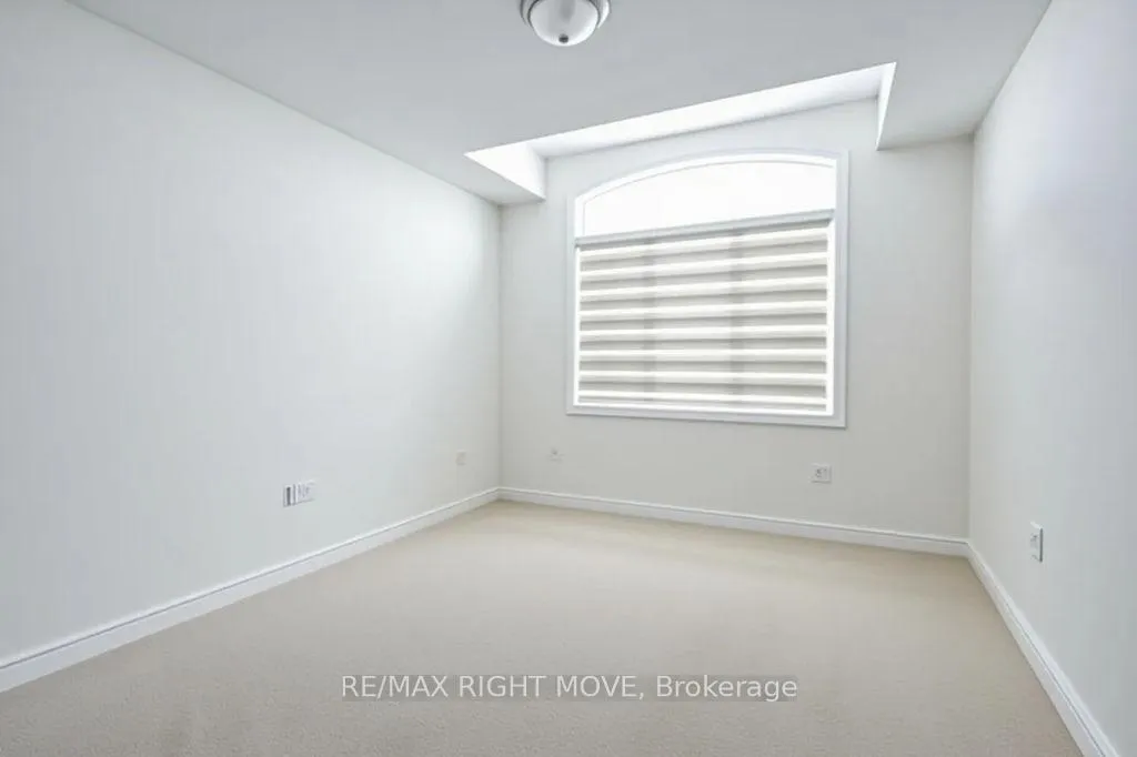 Photo 12 of 90 Atlantis Drive, Orillia — HOMEH