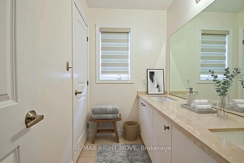 Photo 19 of 90 Atlantis Drive, Orillia — HOMEH