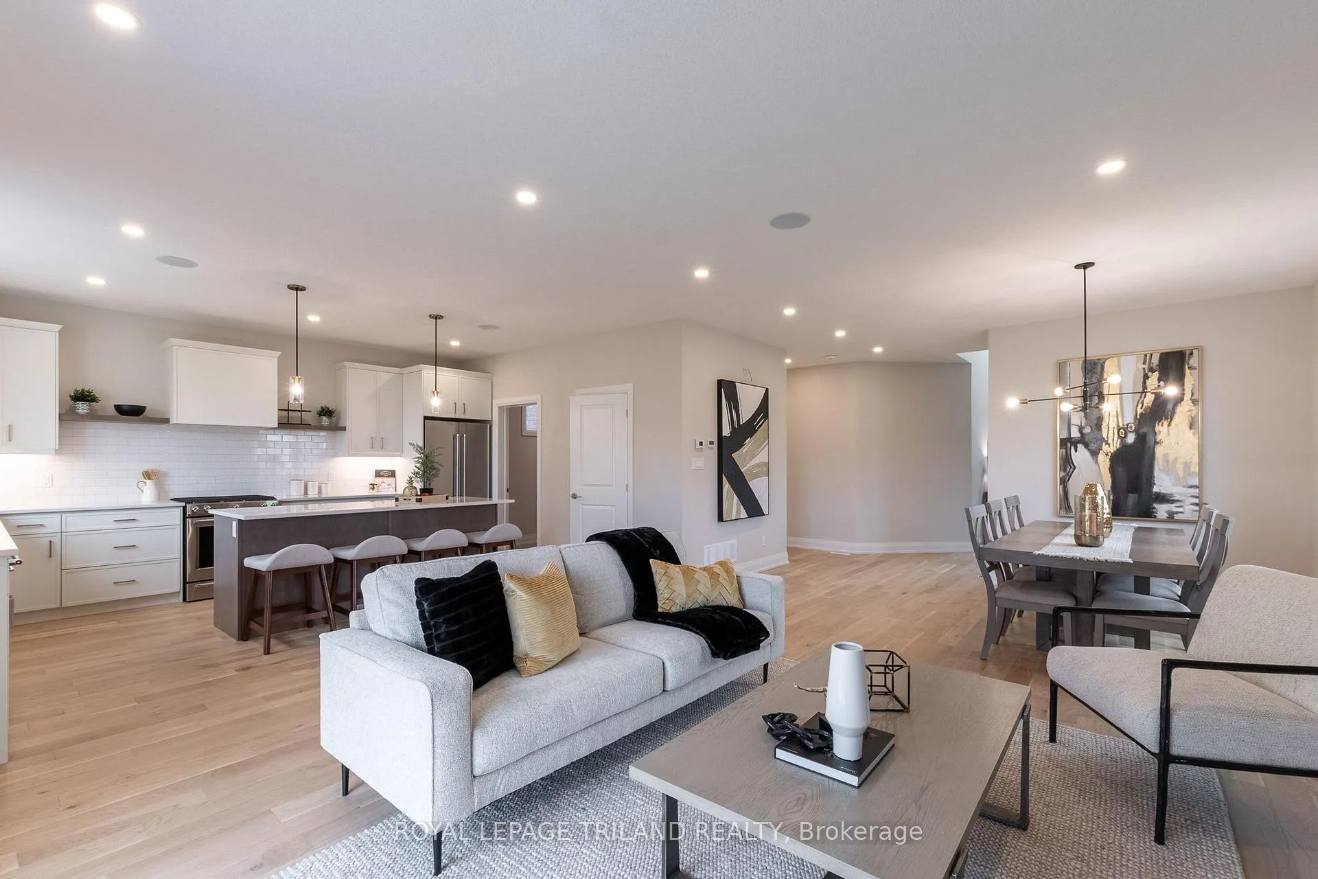 Photo 64 of 27 Allister Drive, Middlesex Centre, Kilworth — HOMEH