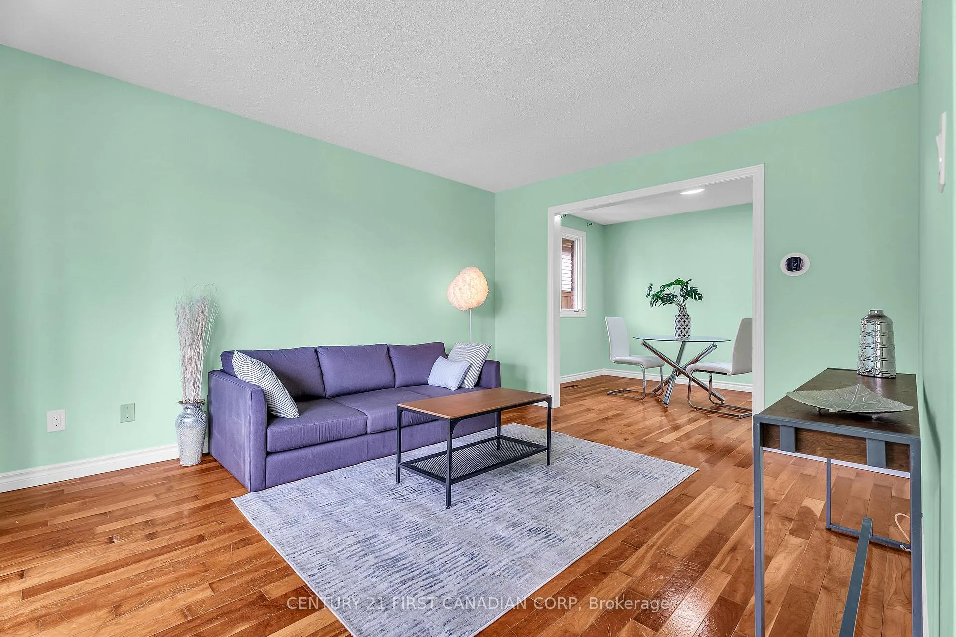 Photo 5 of 24 Blanchard Crescent, London, North I — HOMEH