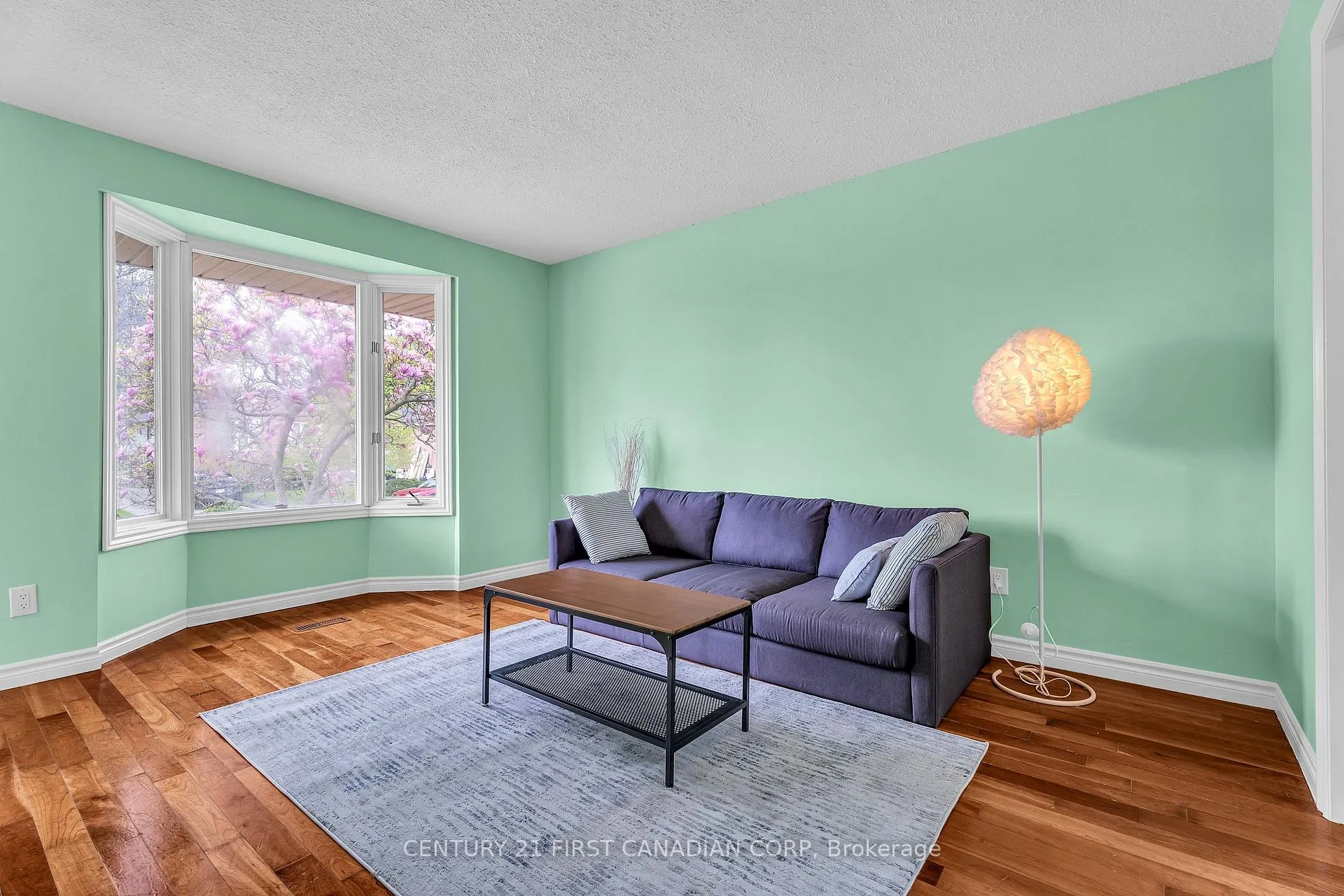 Photo 6 of 24 Blanchard Crescent, London, North I — HOMEH