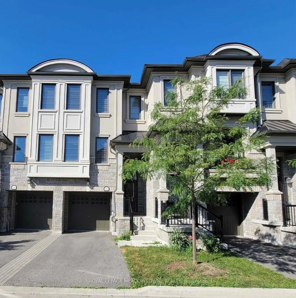 Photo 1 of 1048 Beach Comber Road, Mississauga, Lakeview — HOMEH
