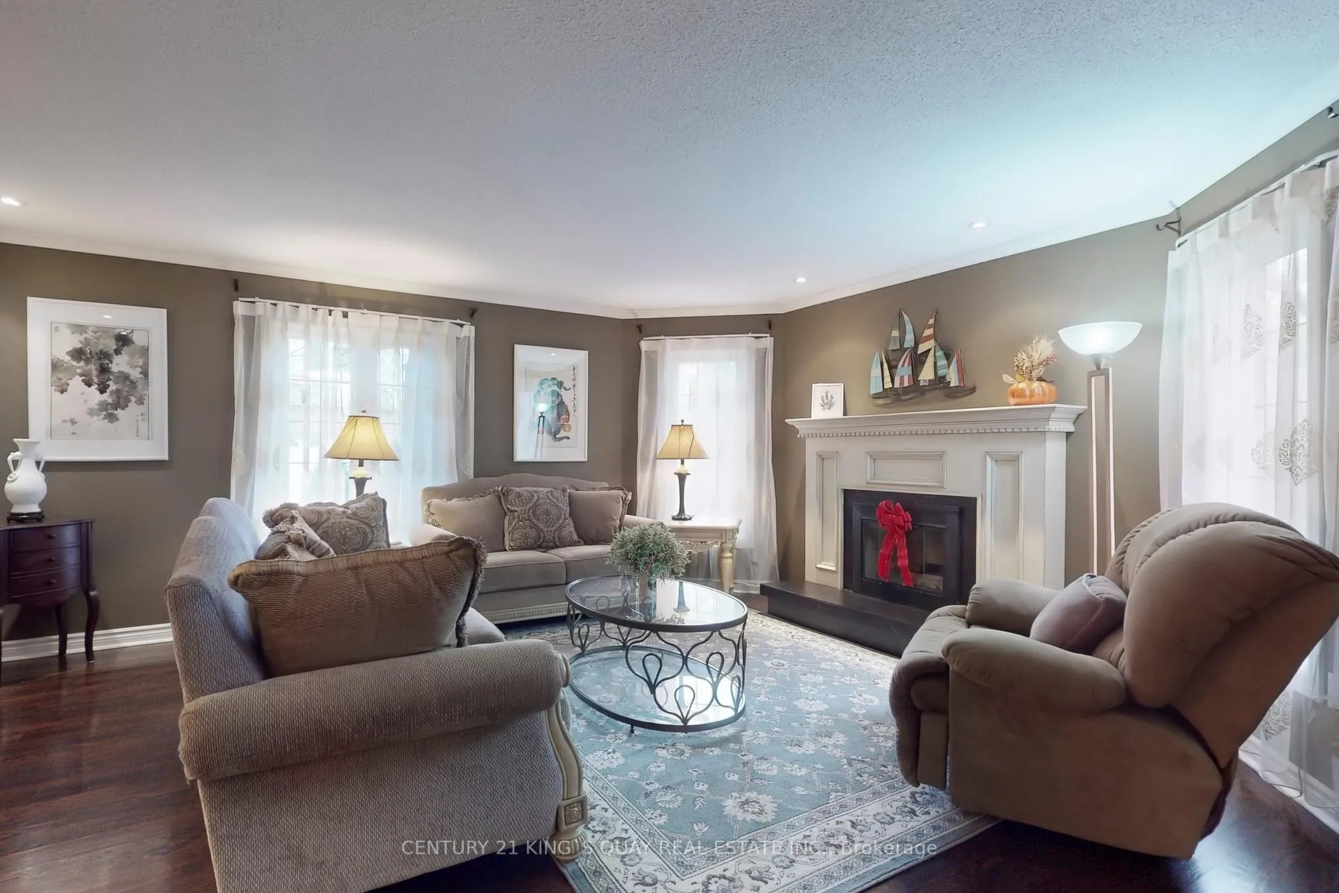 Photo 5 of 110 Crawford Crescent, Milton, Campbellville — HOMEH
