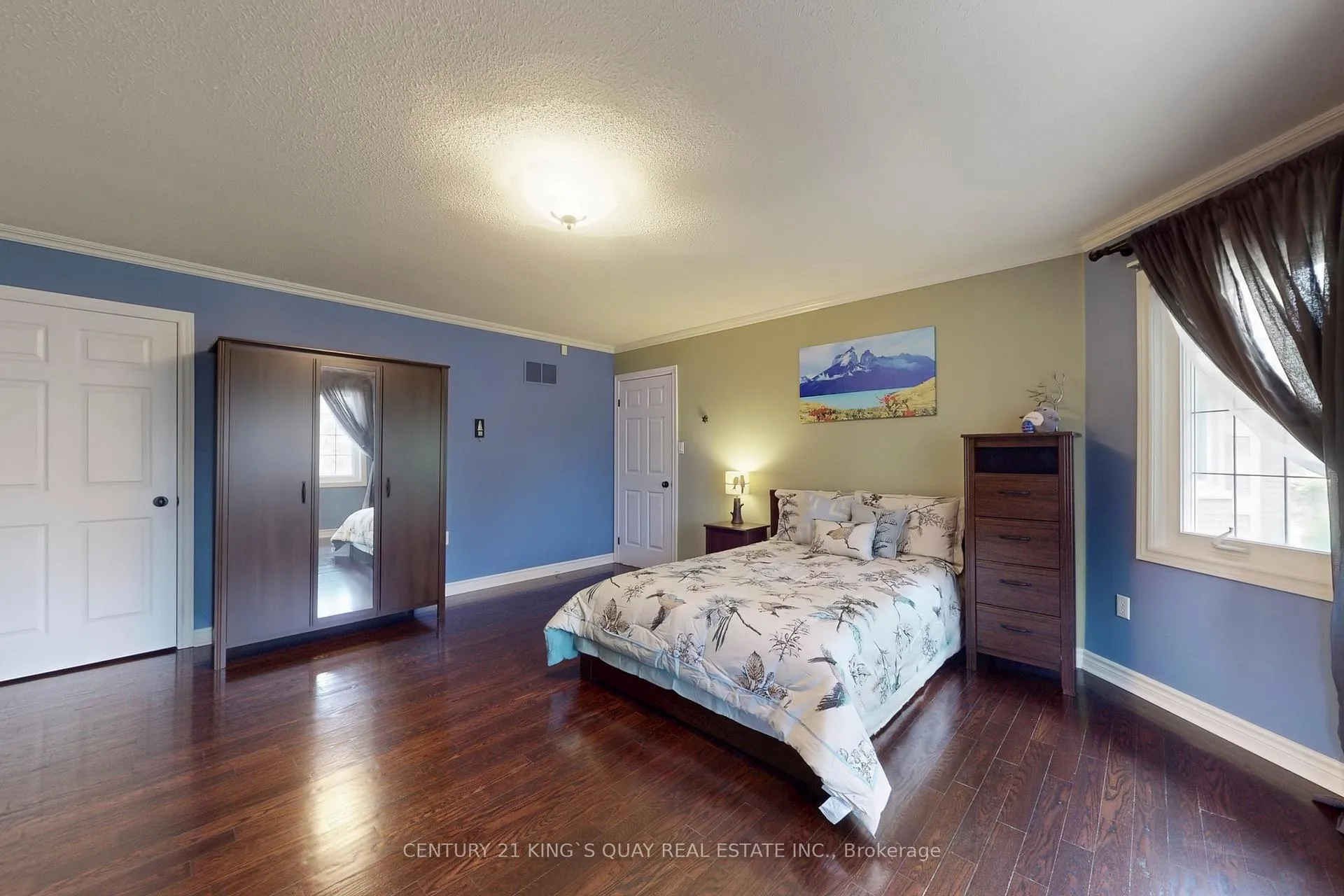 Photo 28 of 110 Crawford Crescent, Milton, Campbellville — HOMEH