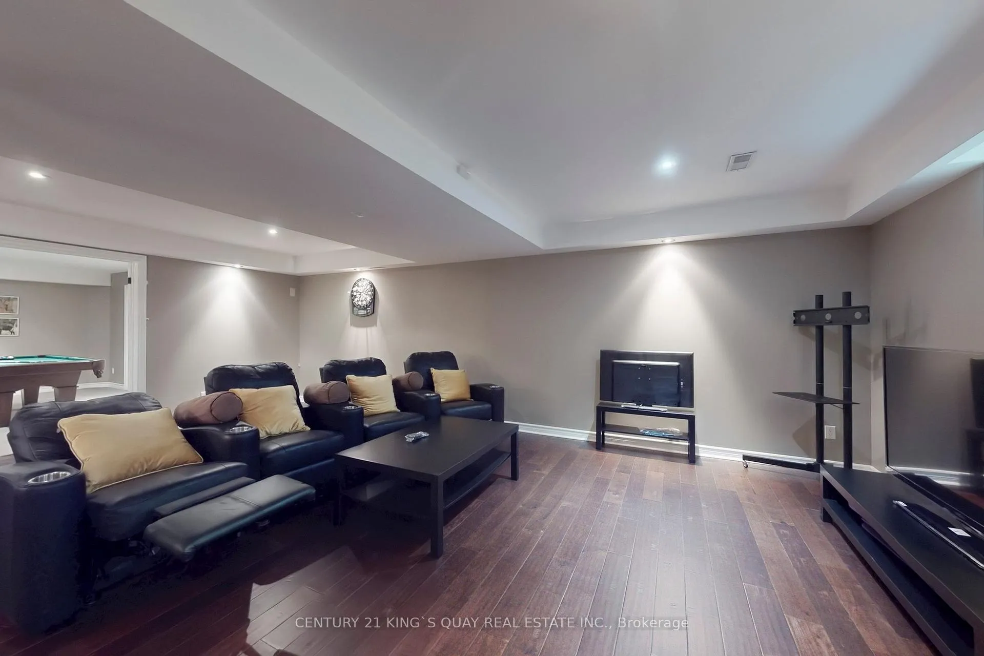Photo 34 of 110 Crawford Crescent, Milton, Campbellville — HOMEH