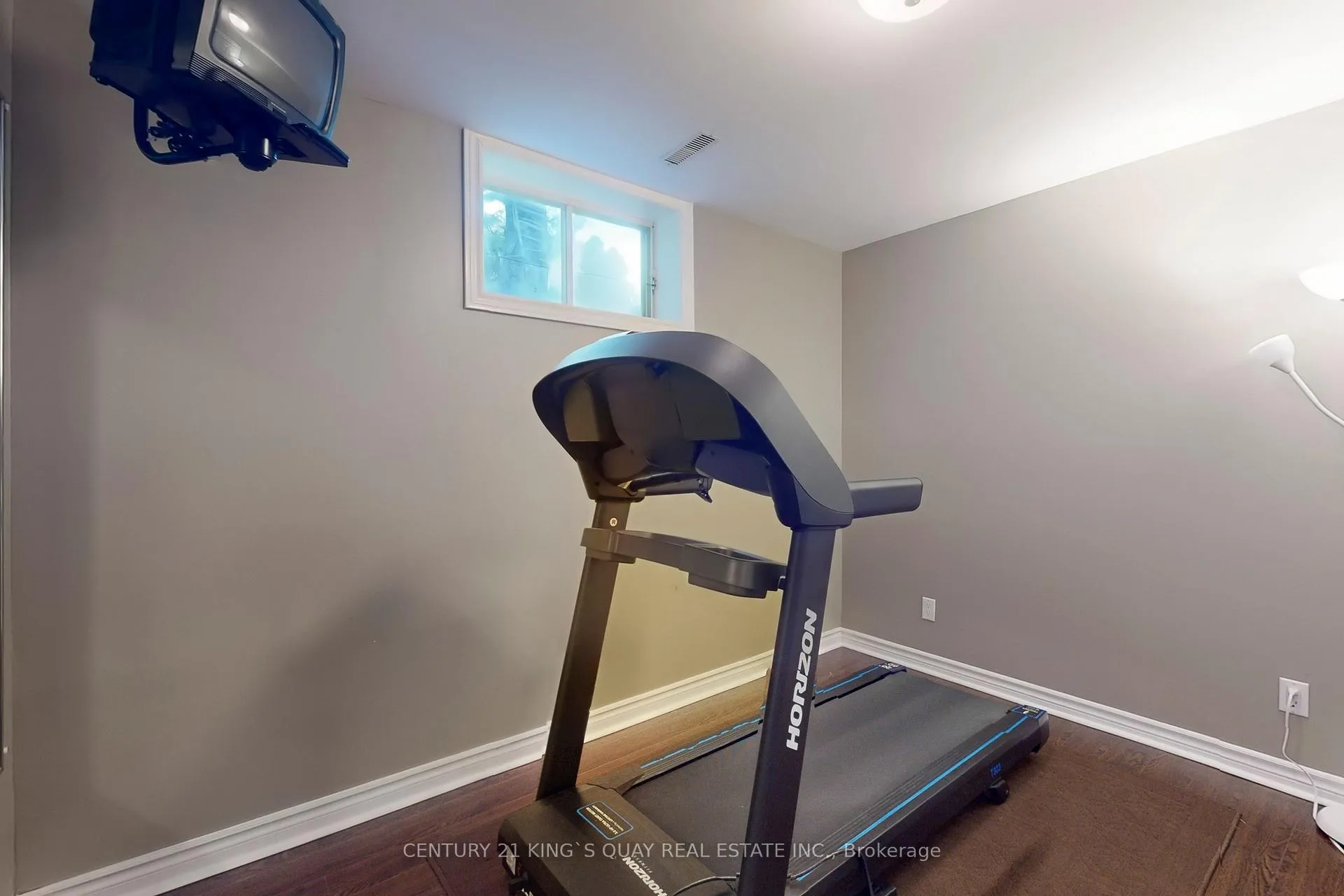 Photo 37 of 110 Crawford Crescent, Milton, Campbellville — HOMEH