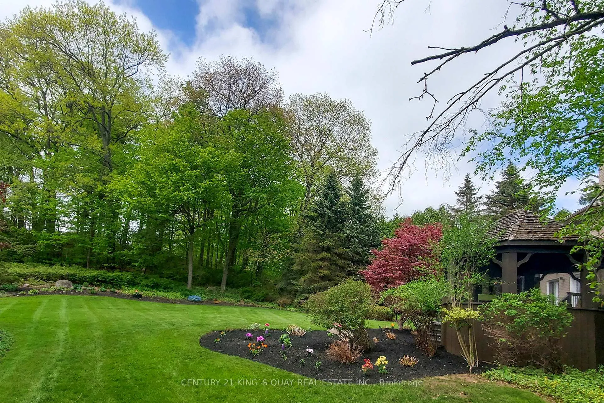 Photo 43 of 110 Crawford Crescent, Milton, Campbellville — HOMEH