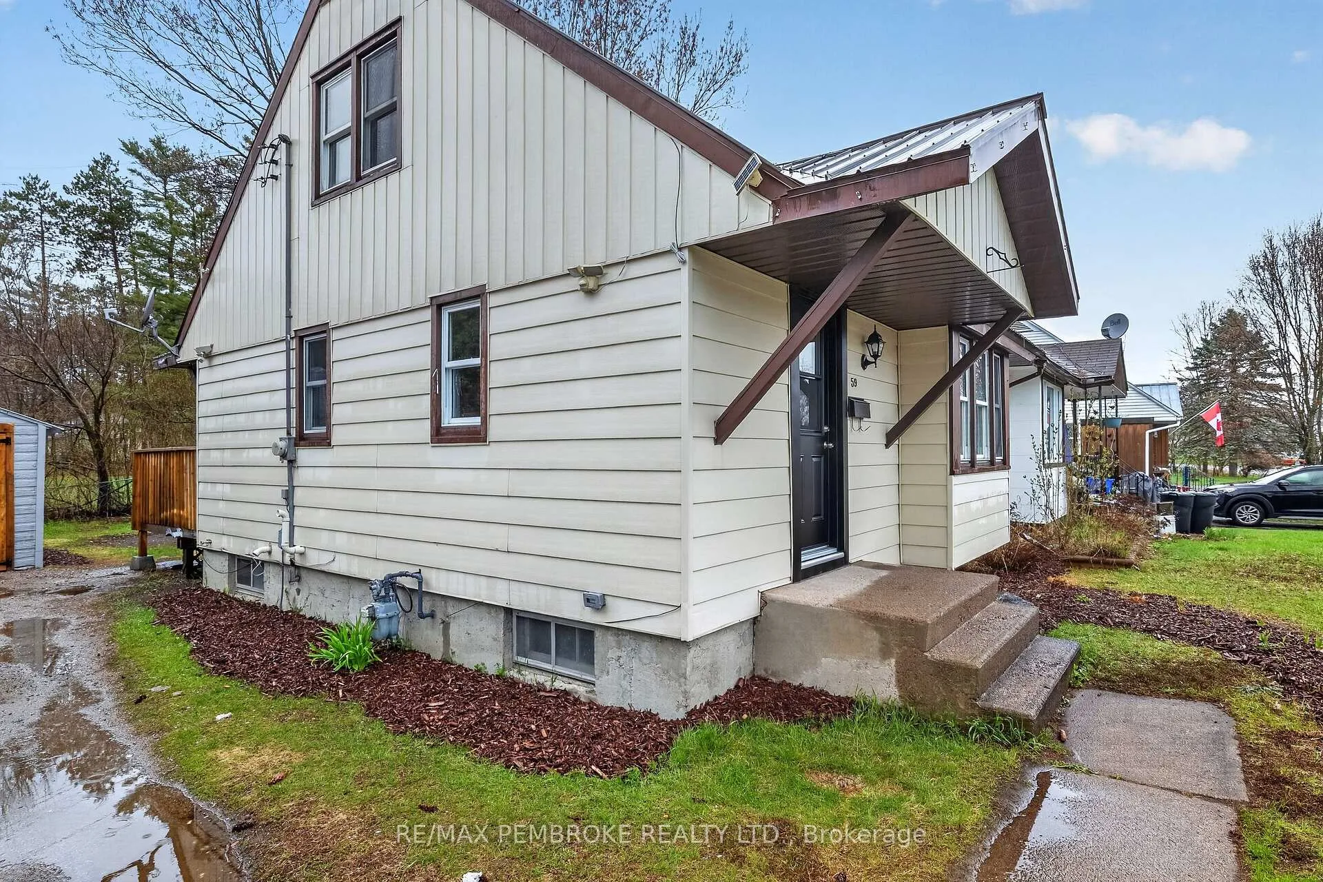 Photo 5 of 59 Rutherford Avenue, Deep River — HOMEH