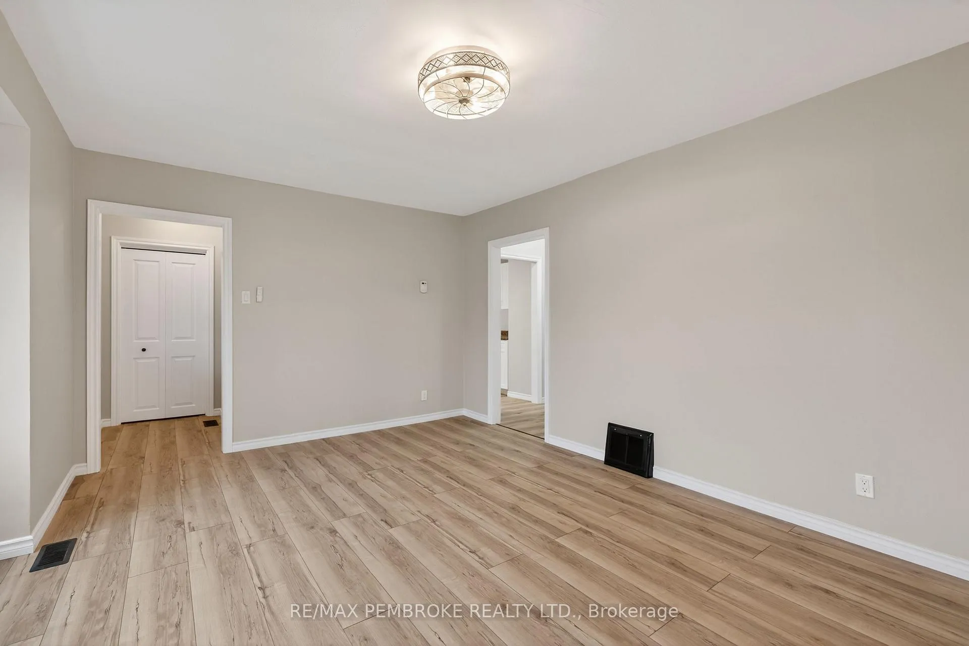 Photo 9 of 59 Rutherford Avenue, Deep River — HOMEH