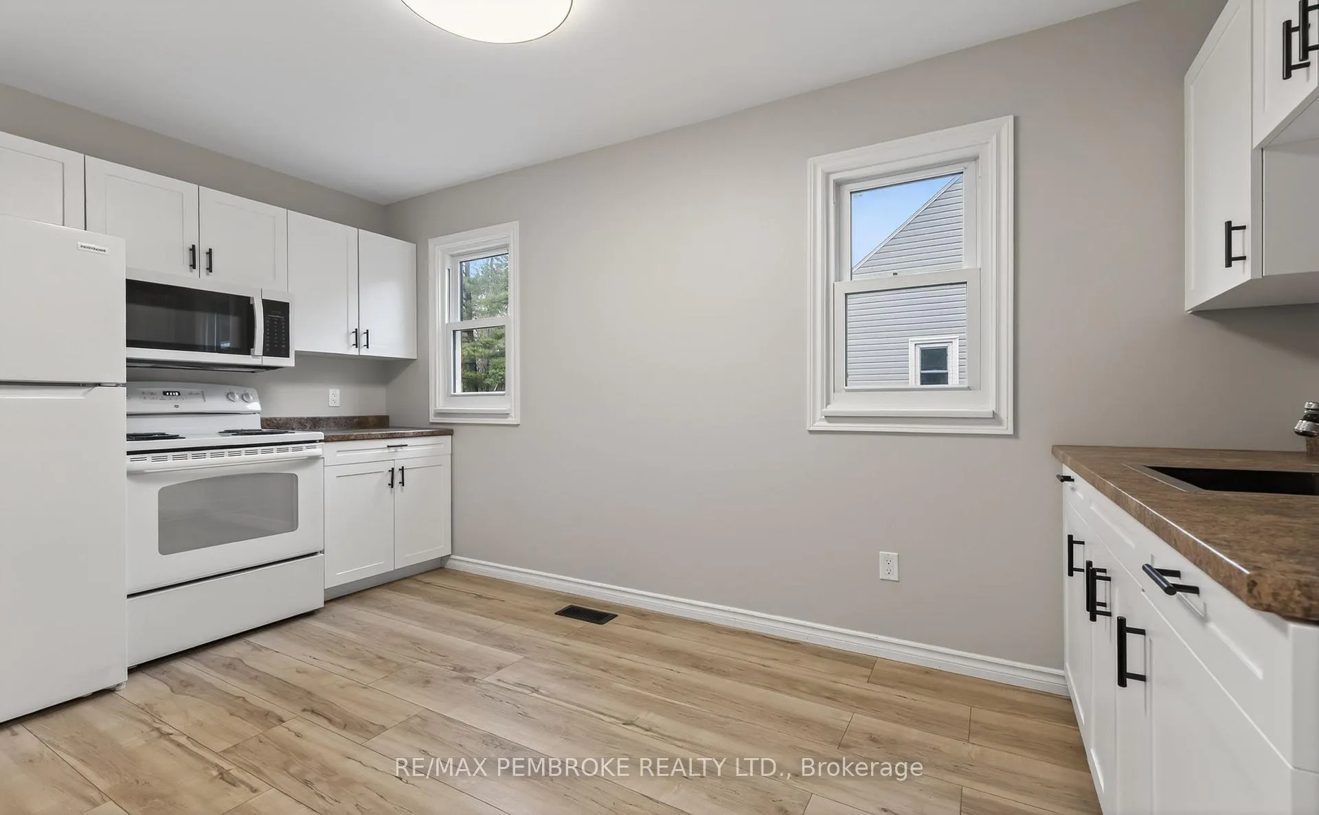 Photo 14 of 59 Rutherford Avenue, Deep River — HOMEH