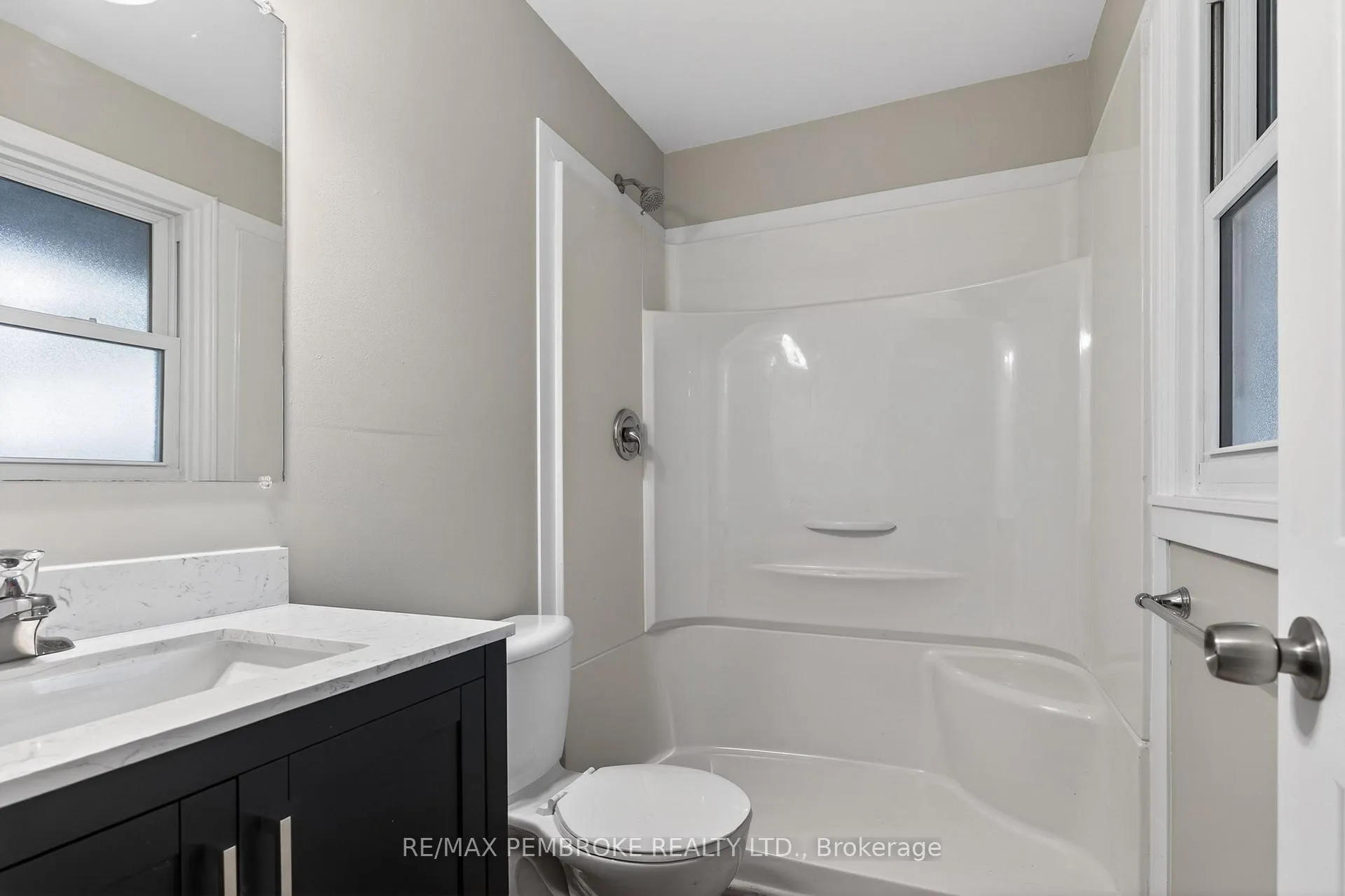 Photo 21 of 59 Rutherford Avenue, Deep River — HOMEH