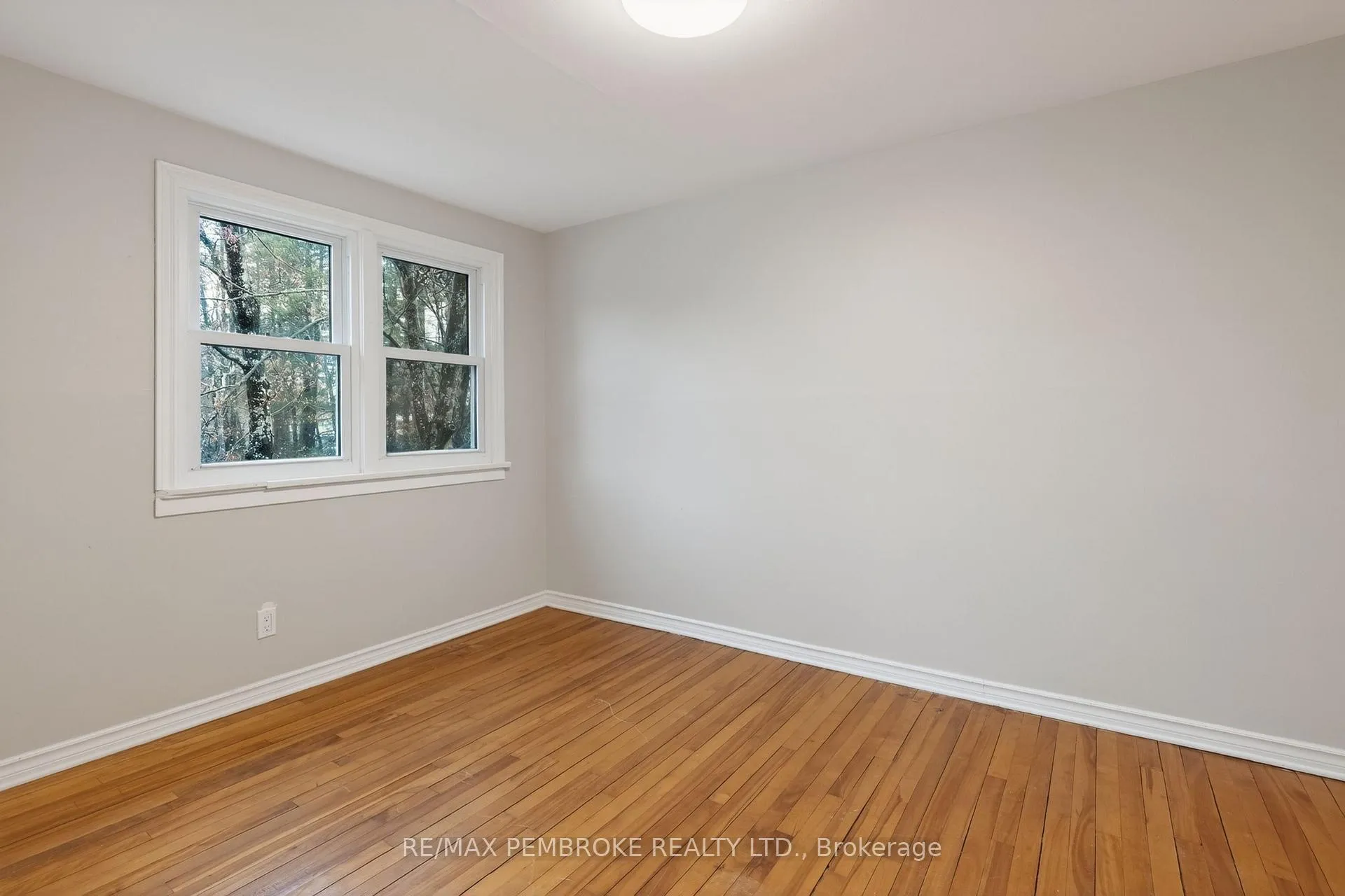 Photo 24 of 59 Rutherford Avenue, Deep River — HOMEH