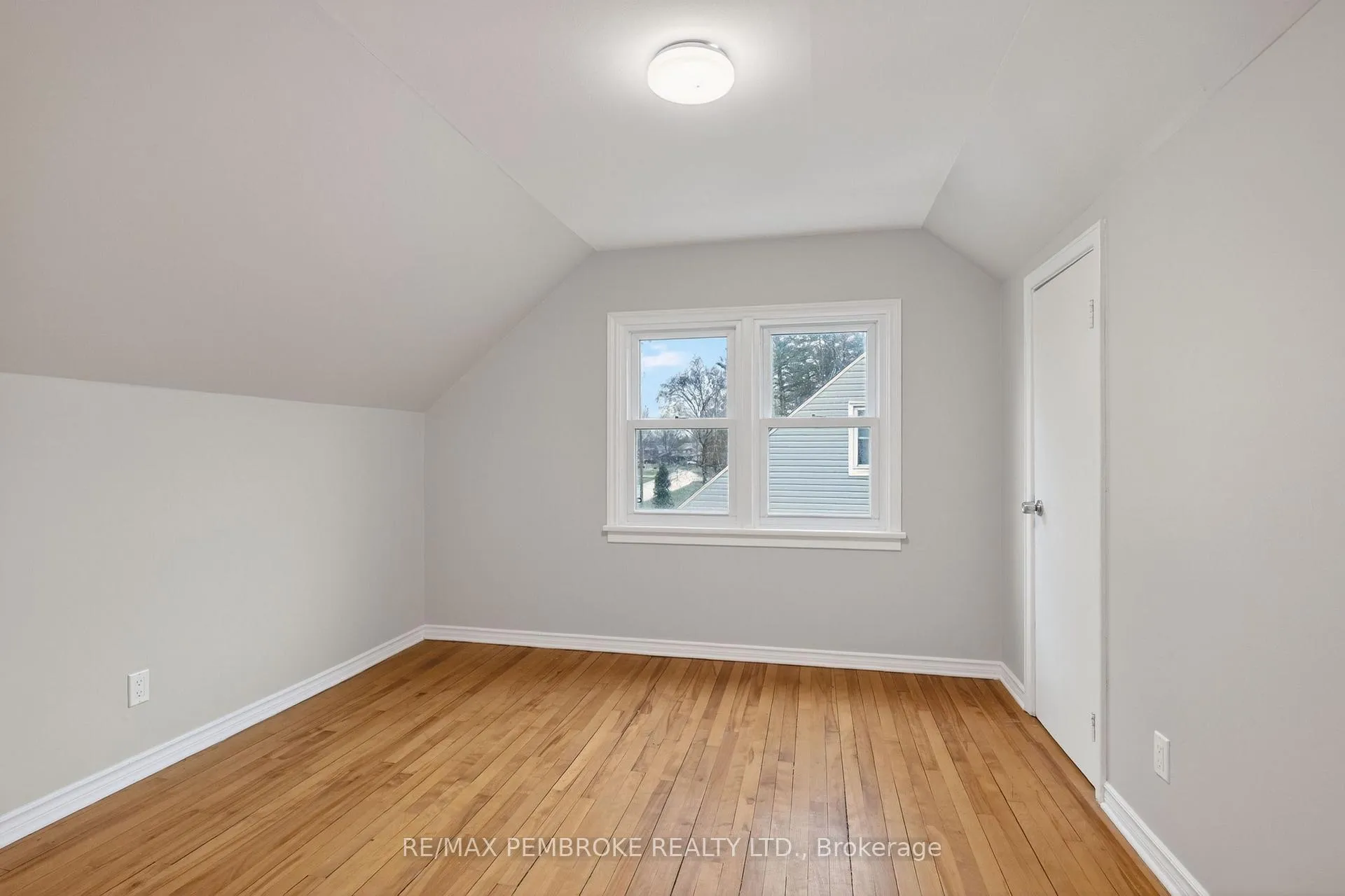 Photo 29 of 59 Rutherford Avenue, Deep River — HOMEH
