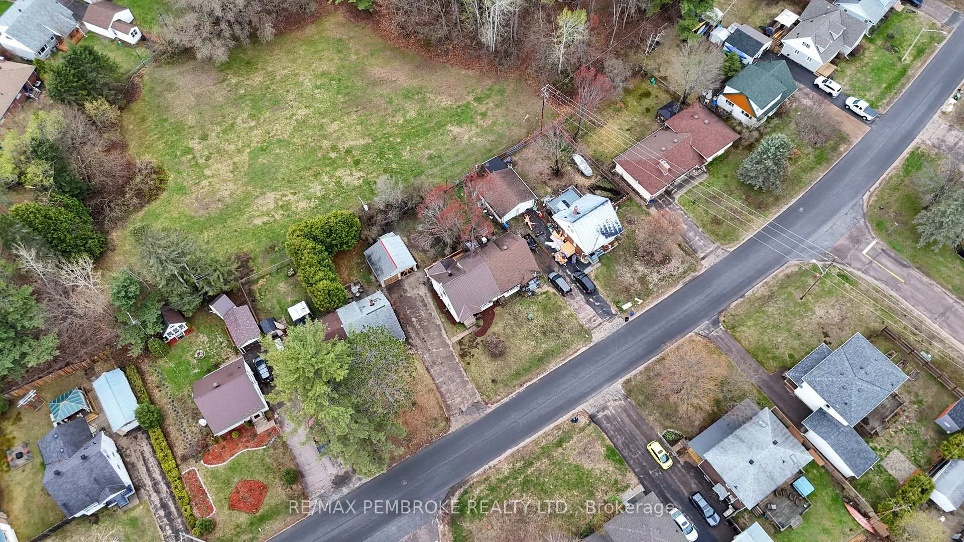 Photo 47 of 59 Rutherford Avenue, Deep River — HOMEH