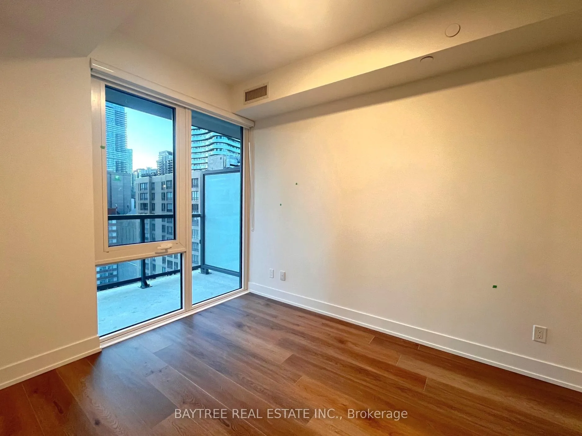 Photo 3 of Unit 1303, 308 Jarvis Street, Toronto, Church-Yonge Corridor — HOMEH
