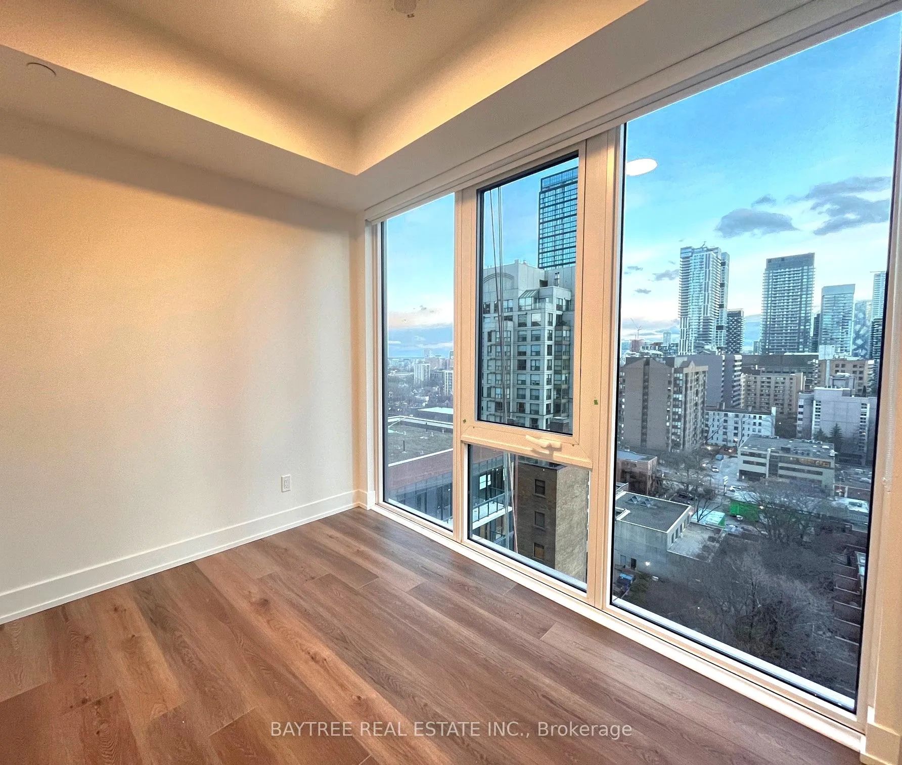 Photo 8 of Unit 1303, 308 Jarvis Street, Toronto, Church-Yonge Corridor — HOMEH