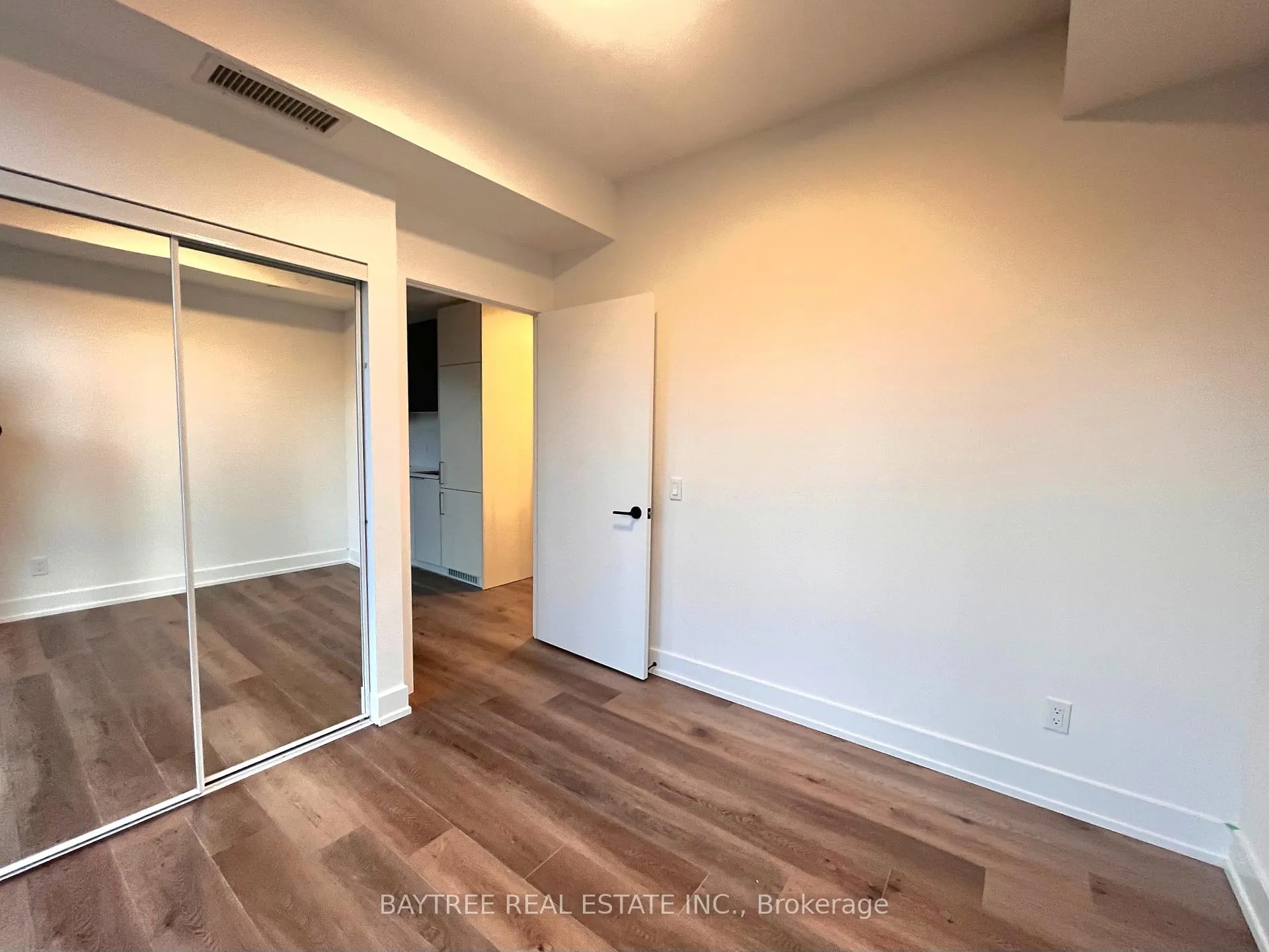 Photo 10 of Unit 1303, 308 Jarvis Street, Toronto, Church-Yonge Corridor — HOMEH