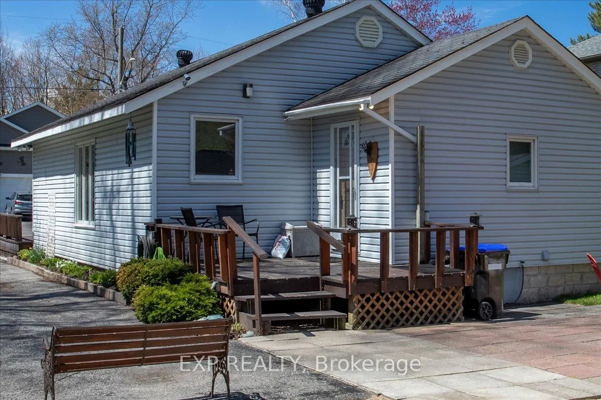 Photo 3 of 69 33rd Street N, Wasaga Beach — HOMEH