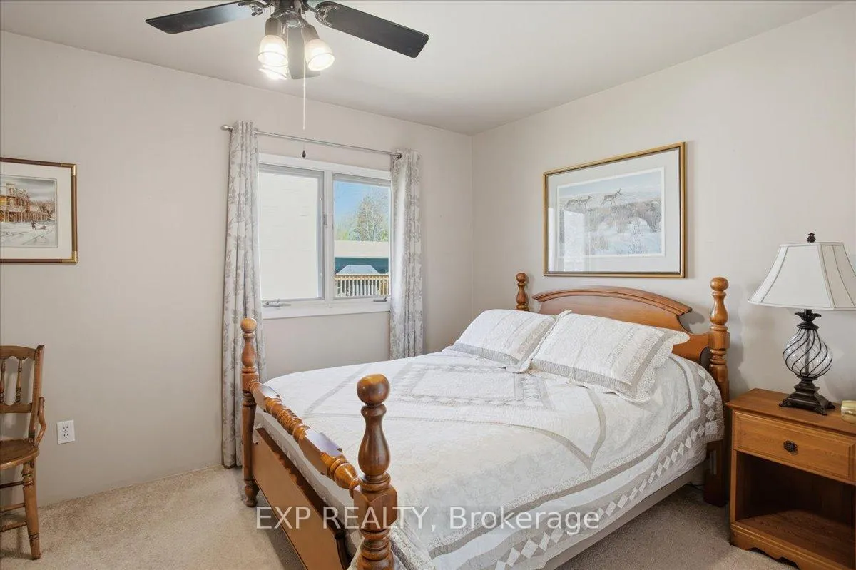 Photo 15 of 69 33rd Street N, Wasaga Beach — HOMEH