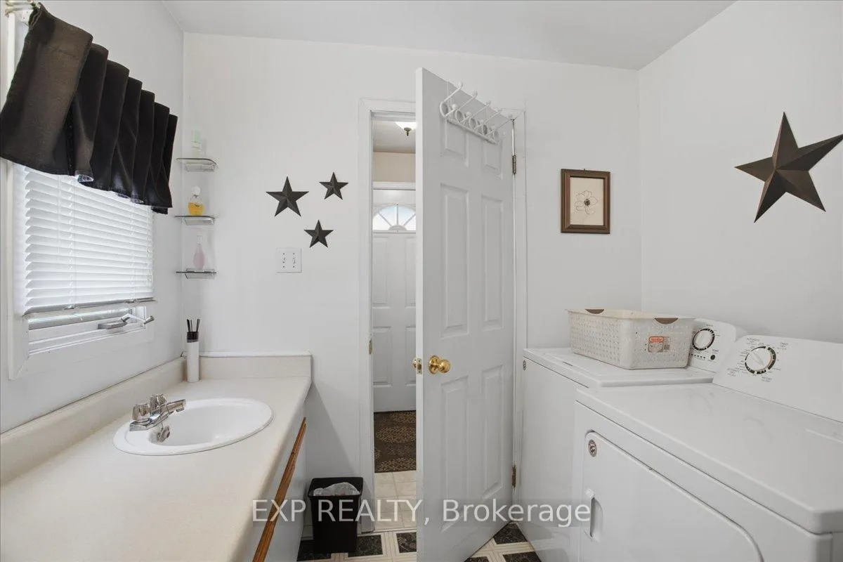 Photo 20 of 69 33rd Street N, Wasaga Beach — HOMEH