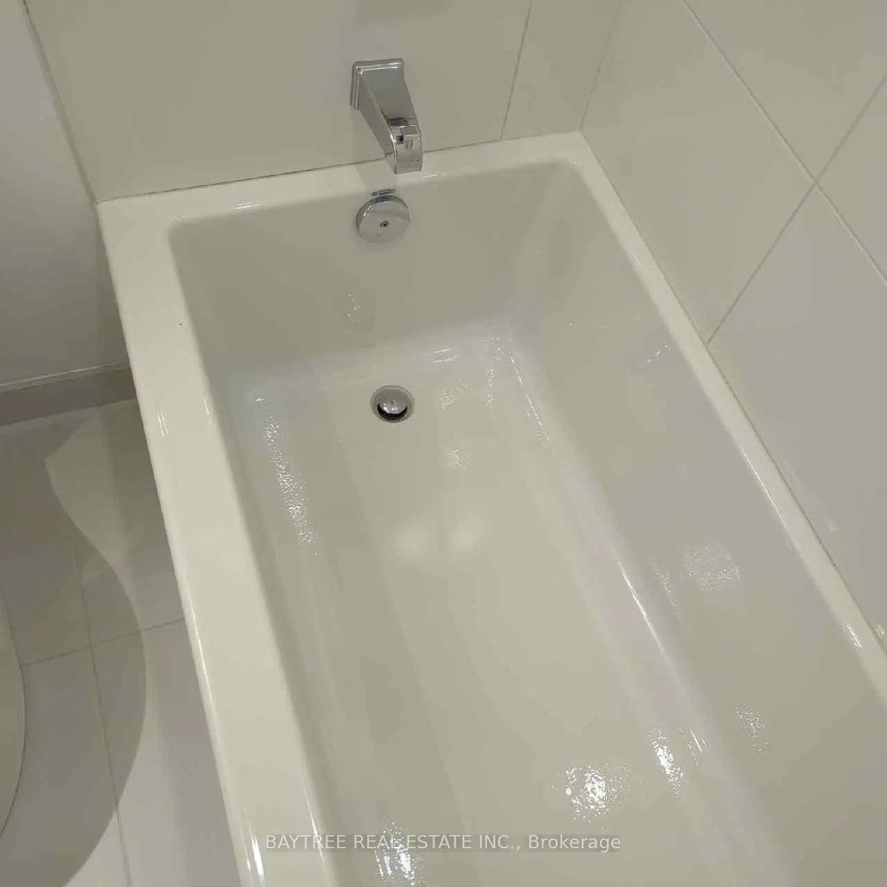 Photo 7 of Unit 2707, 395 Bloor Street E, Toronto, Cabbagetown-South St. James Town — HOMEH