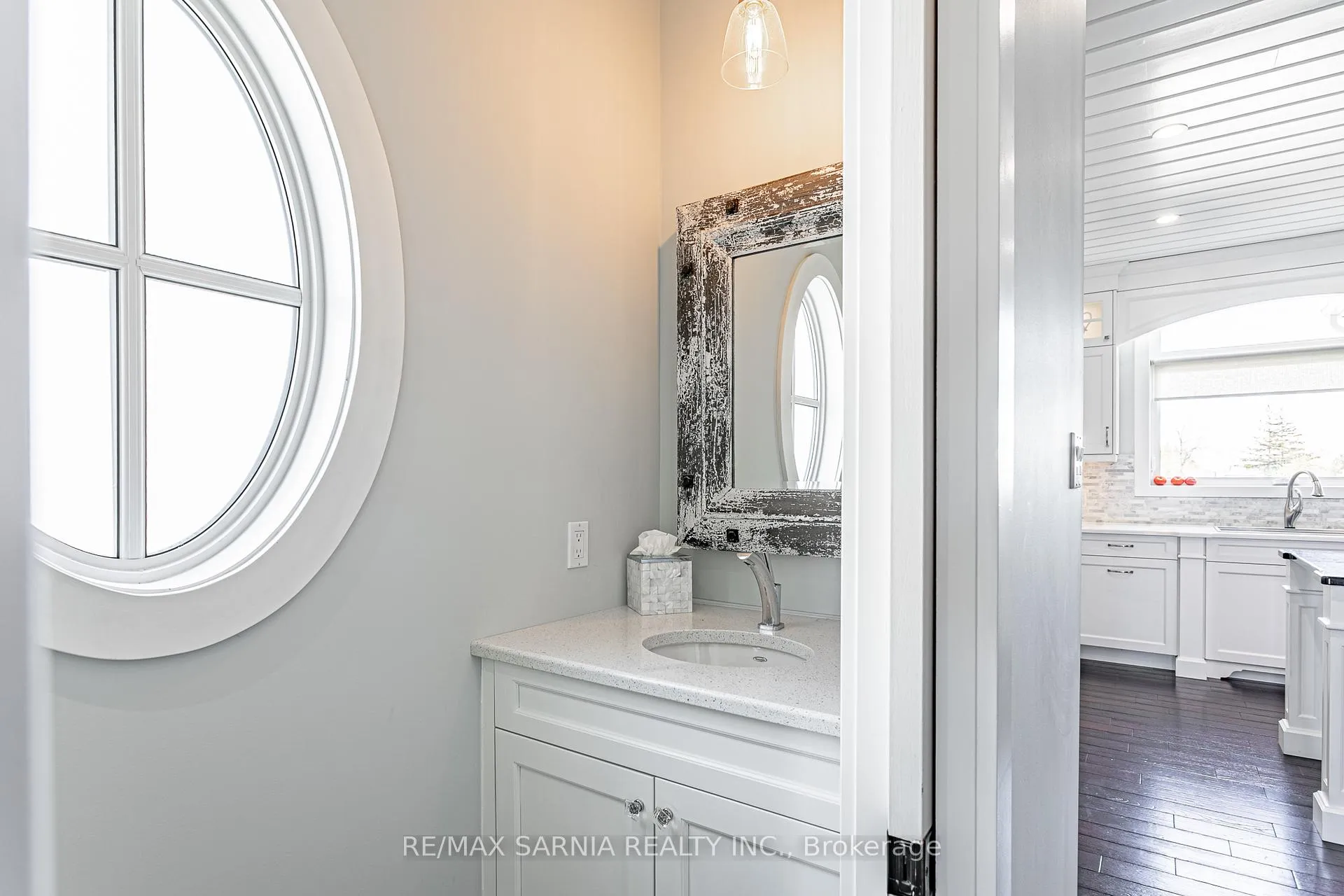 Photo 5 of 18 Centre Street, Lambton Shores, Grand Bend — HOMEH