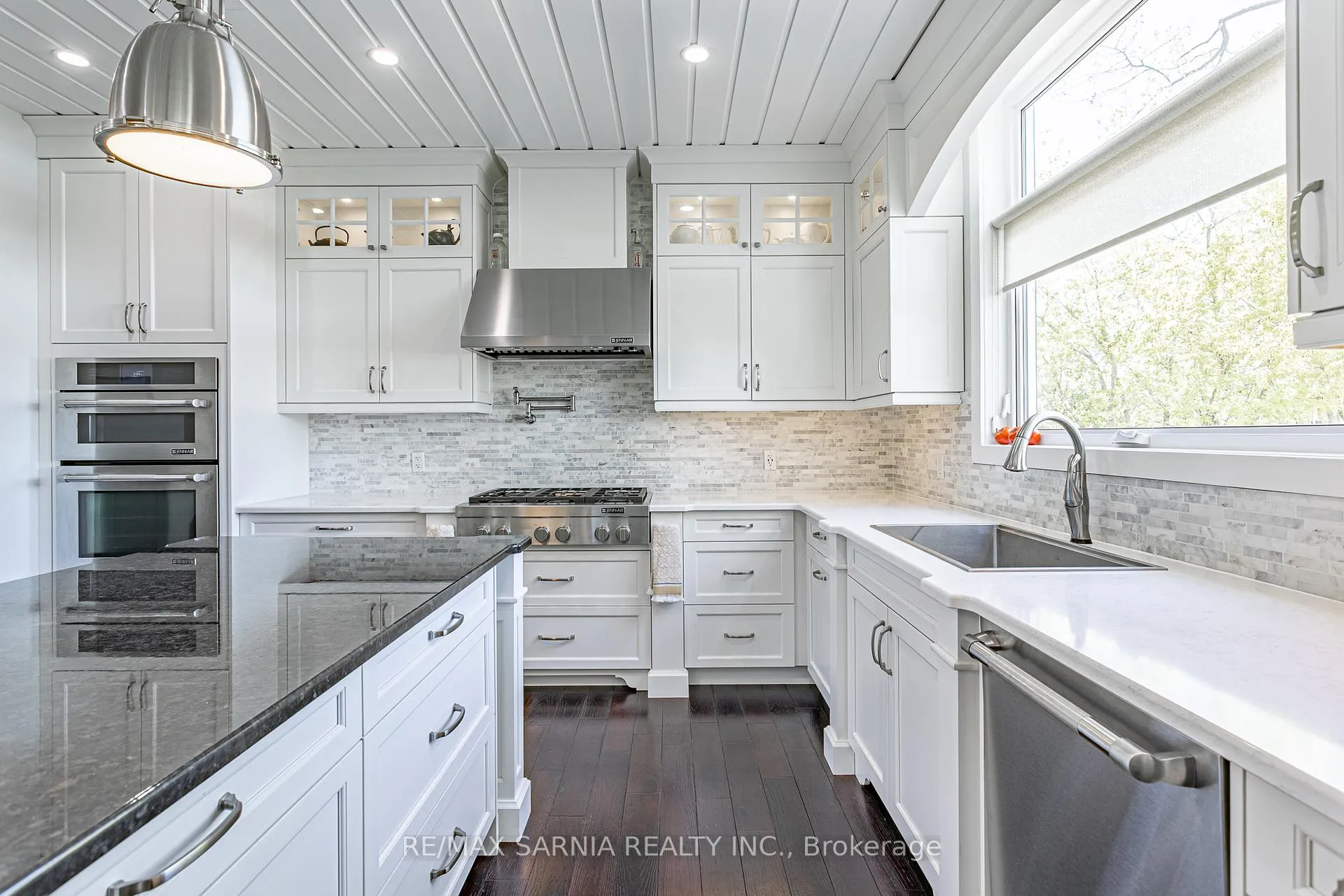 Photo 9 of 18 Centre Street, Lambton Shores, Grand Bend — HOMEH