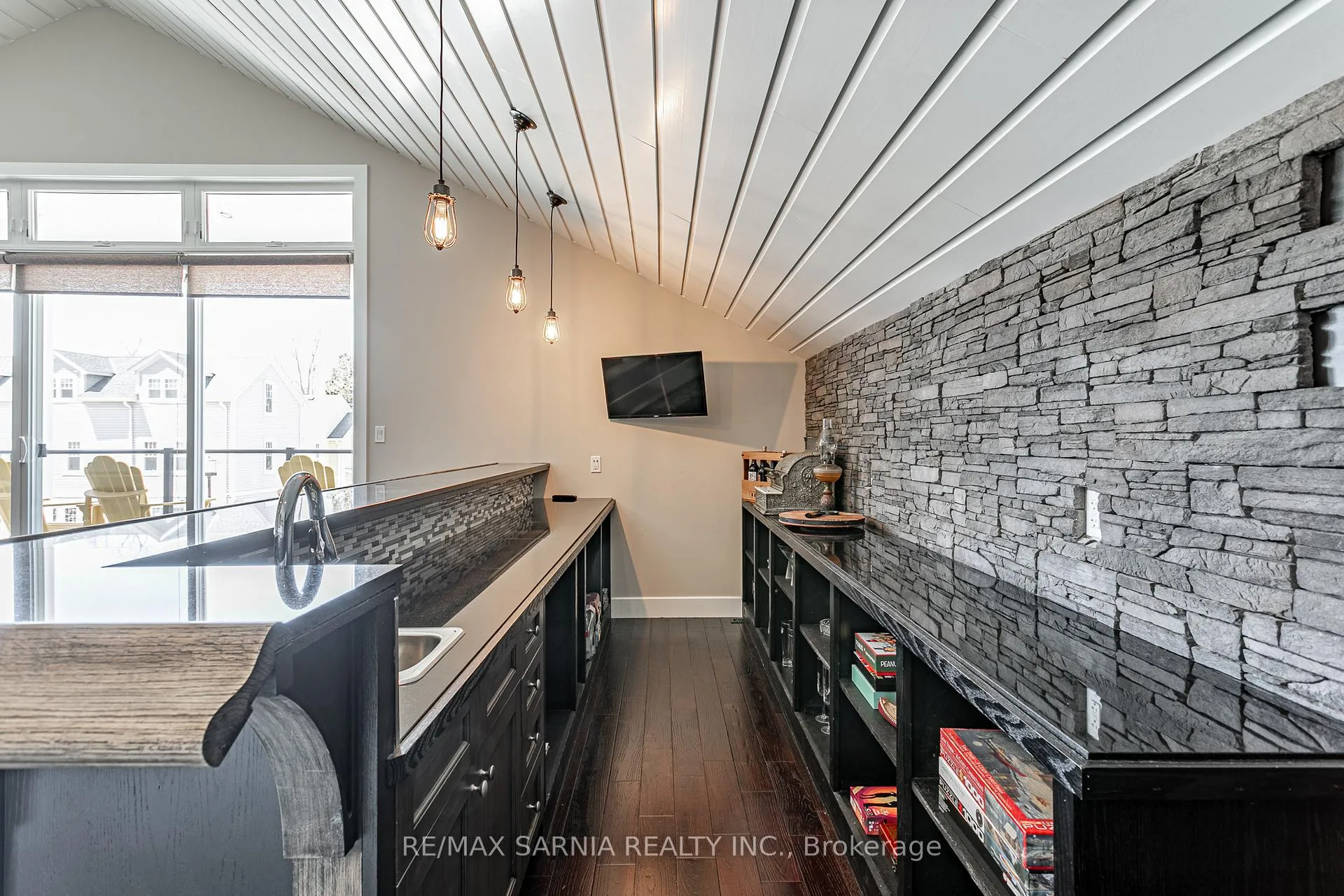 Photo 16 of 18 Centre Street, Lambton Shores, Grand Bend — HOMEH