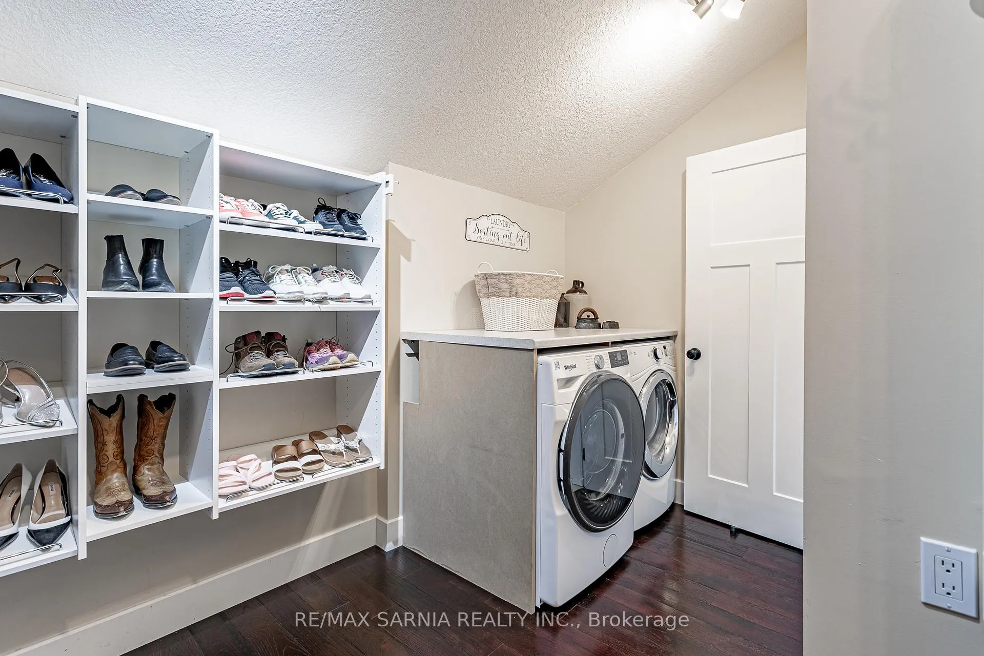 Photo 31 of 18 Centre Street, Lambton Shores, Grand Bend — HOMEH