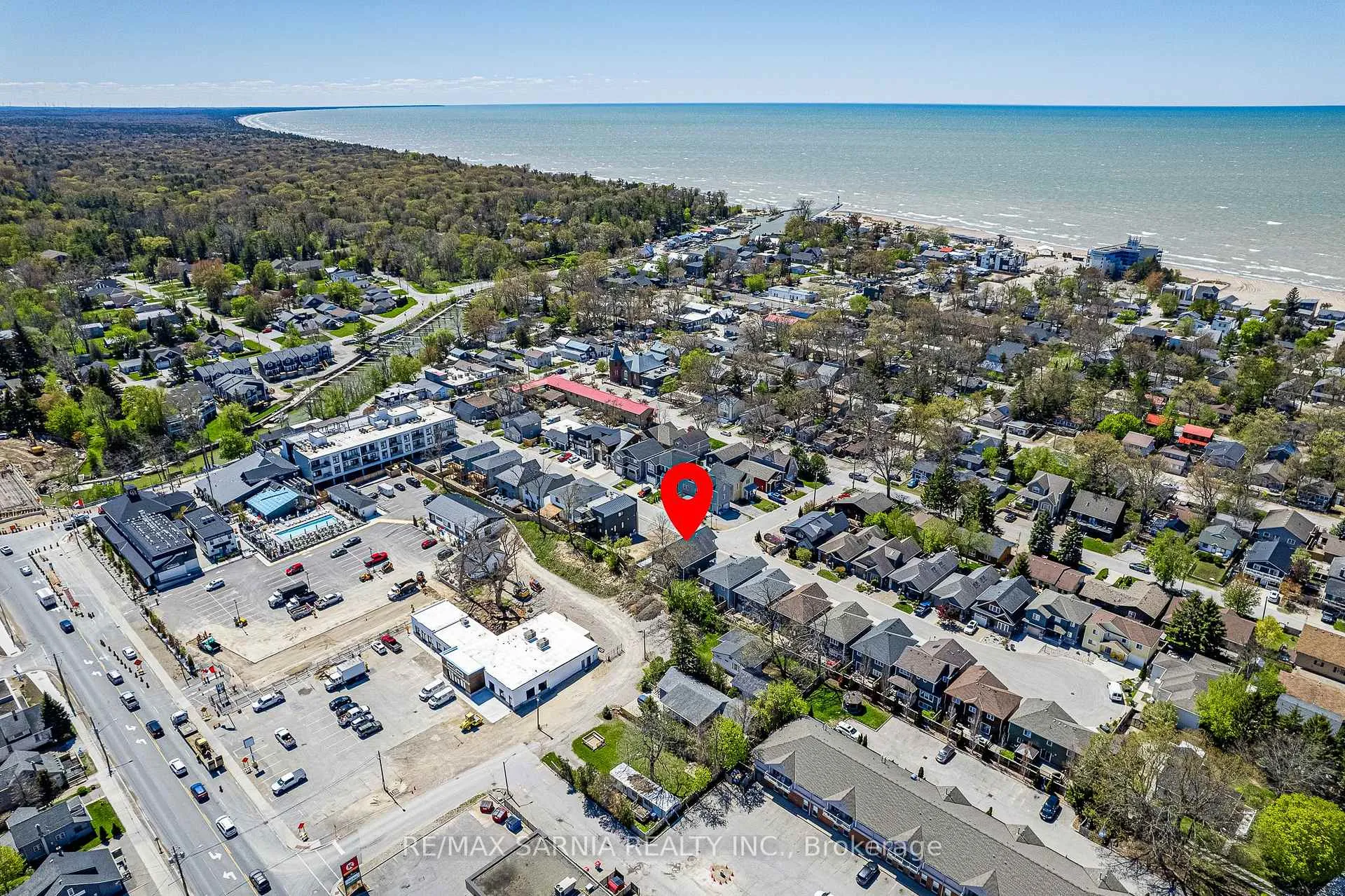 Photo 49 of 18 Centre Street, Lambton Shores, Grand Bend — HOMEH