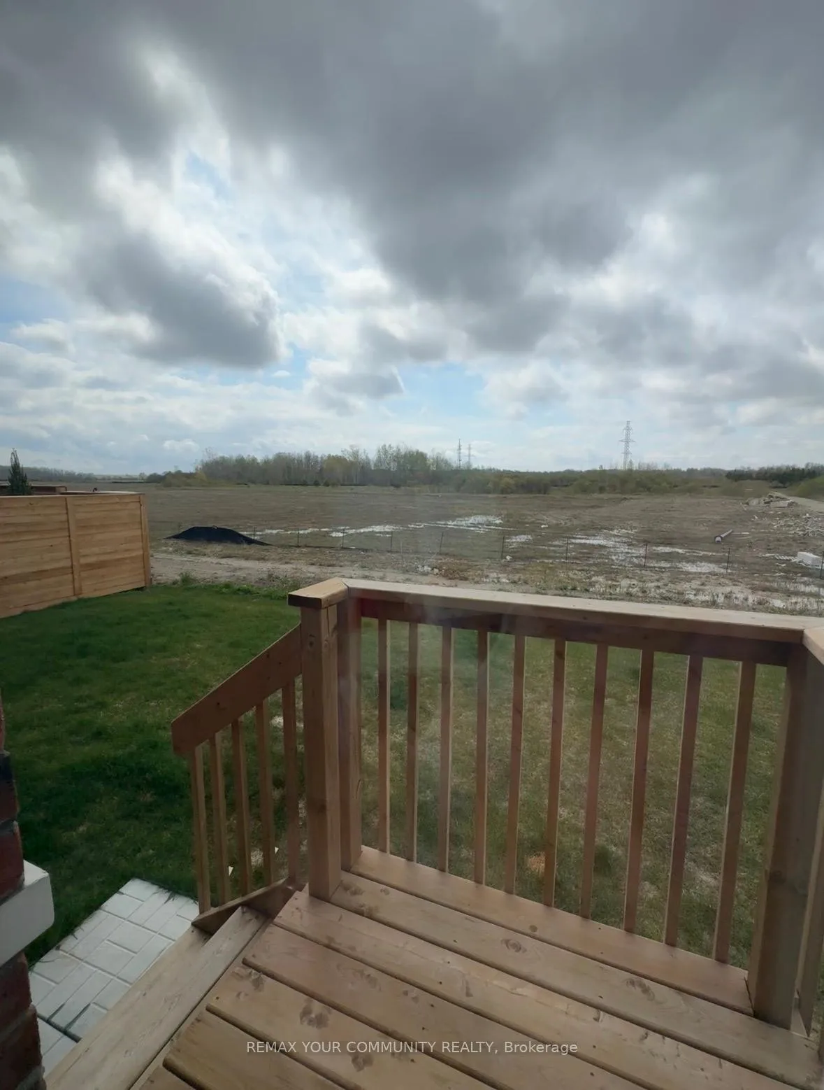 Photo 20 of Unit MAIN, 239 Duncan Street, Clearview, Stayner — HOMEH
