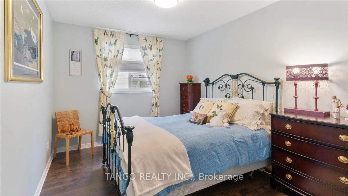 Photo 13 of 11 Faraday Gardens, Belleville, Belleville Ward — HOMEH