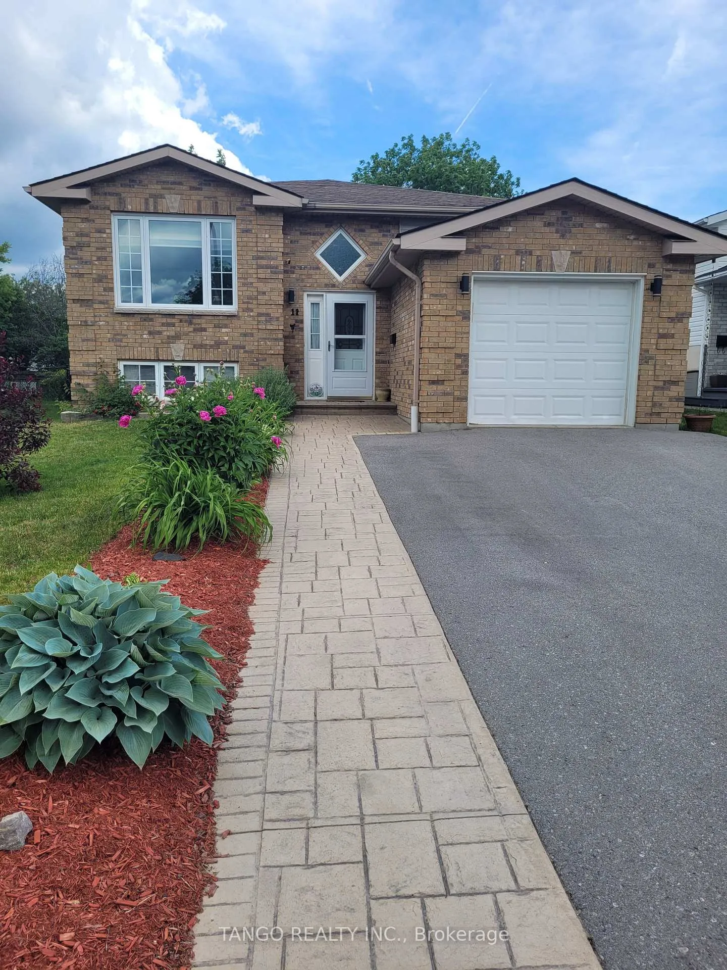 Photo 28 of 11 Faraday Gardens, Belleville, Belleville Ward — HOMEH