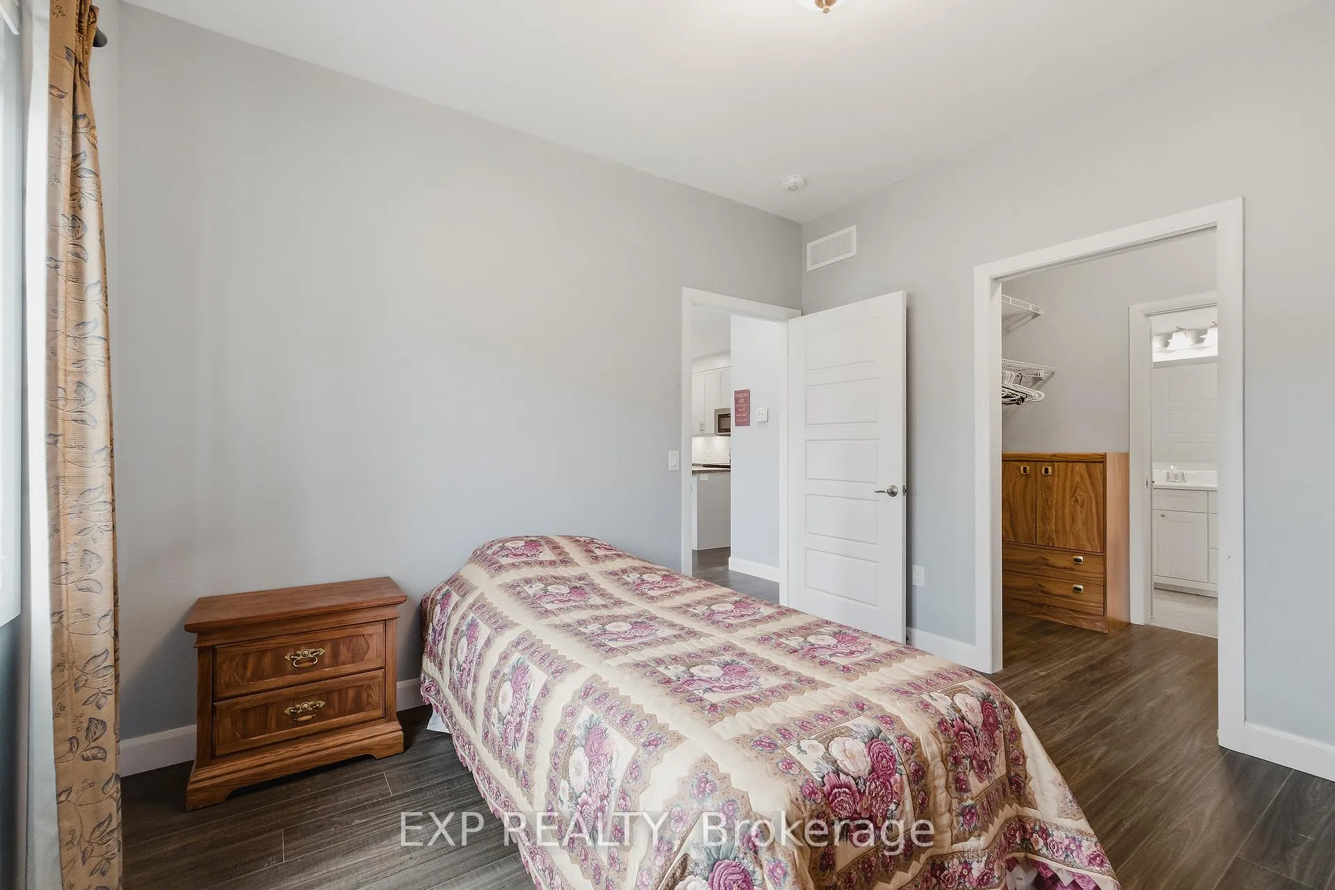 Photo 15 of Unit 18, 24 George Street N, Minto — HOMEH