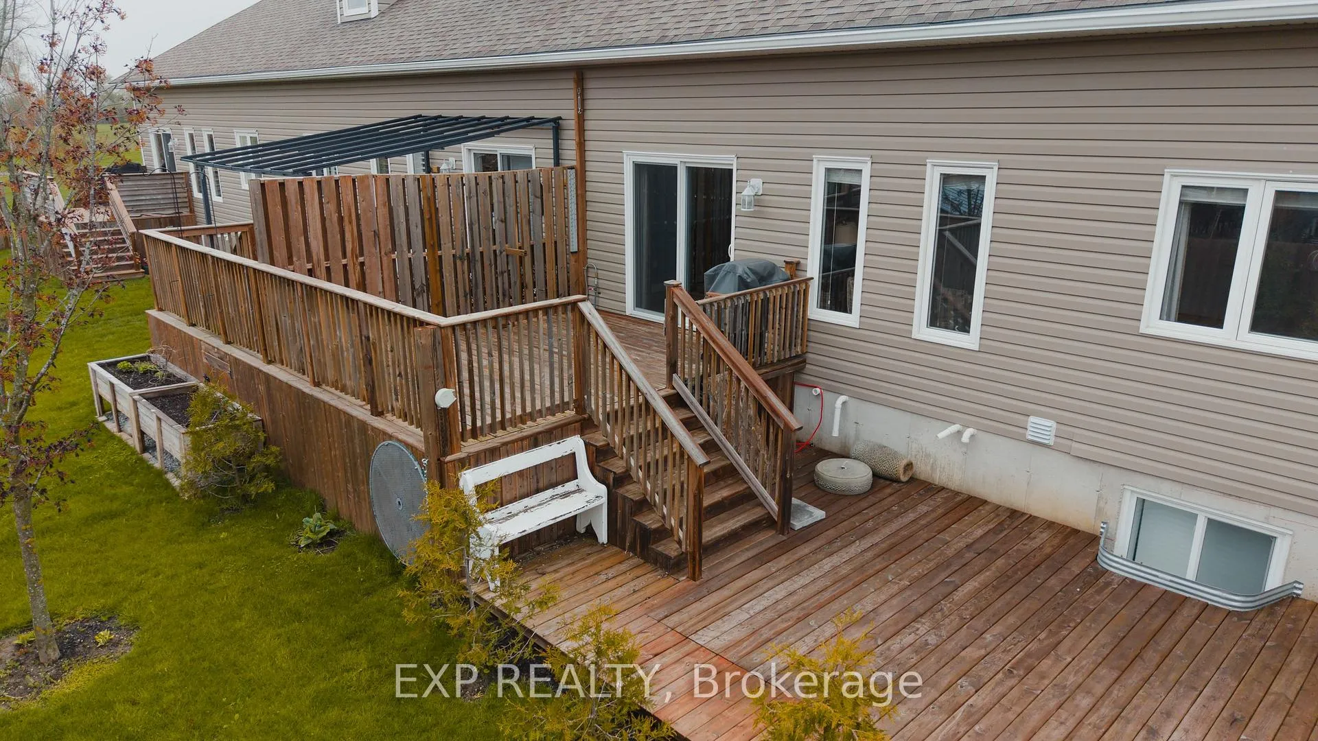 Photo 33 of Unit 18, 24 George Street N, Minto — HOMEH