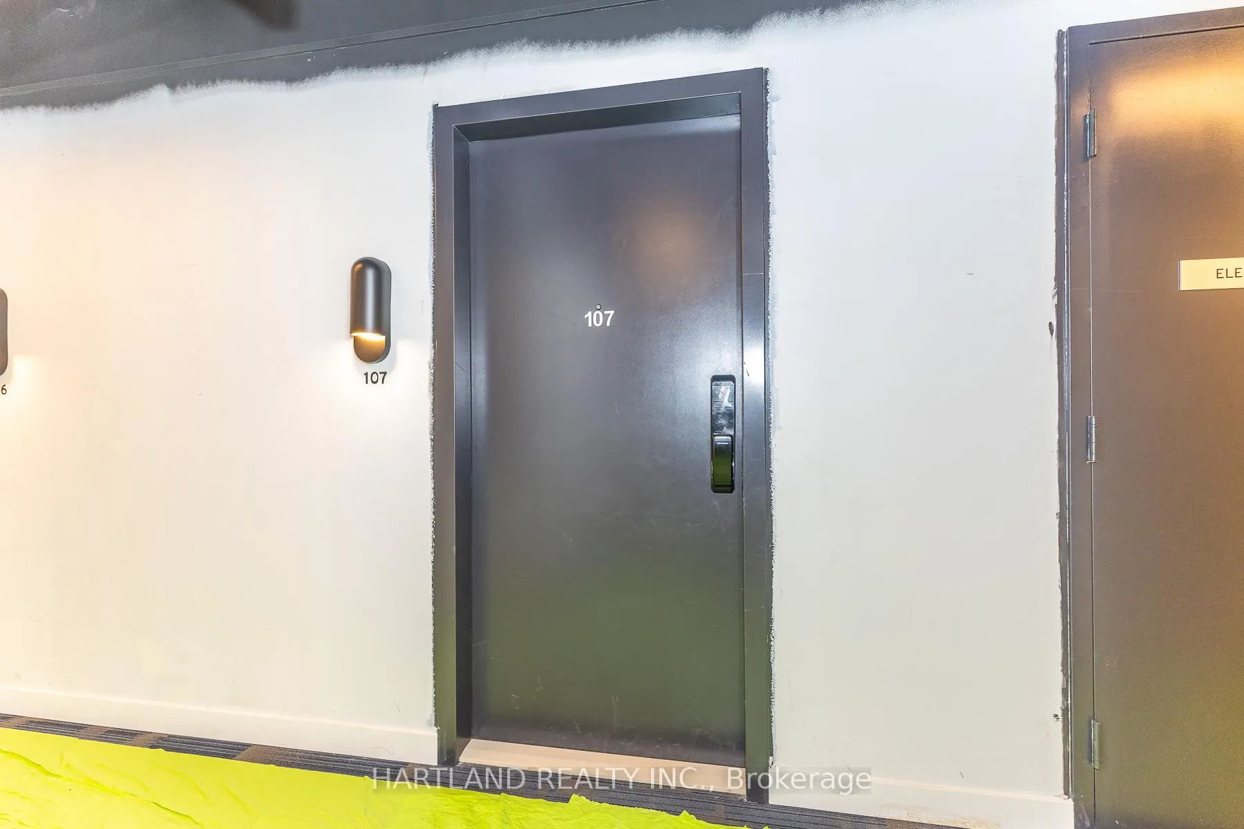 Photo 7 of Unit 107, 4878 Powers Common, Burlington, Alton — HOMEH
