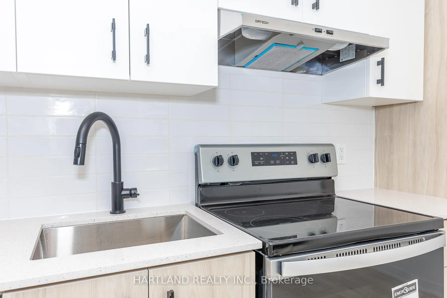 Photo 8 of Unit 107, 4878 Powers Common, Burlington, Alton — HOMEH