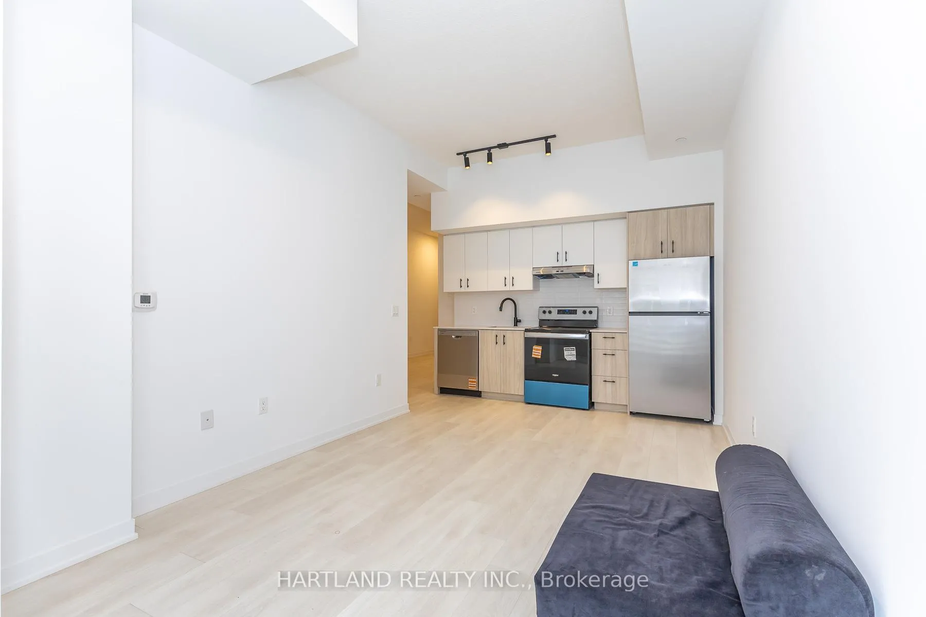 Photo 19 of Unit 107, 4878 Powers Common, Burlington, Alton — HOMEH