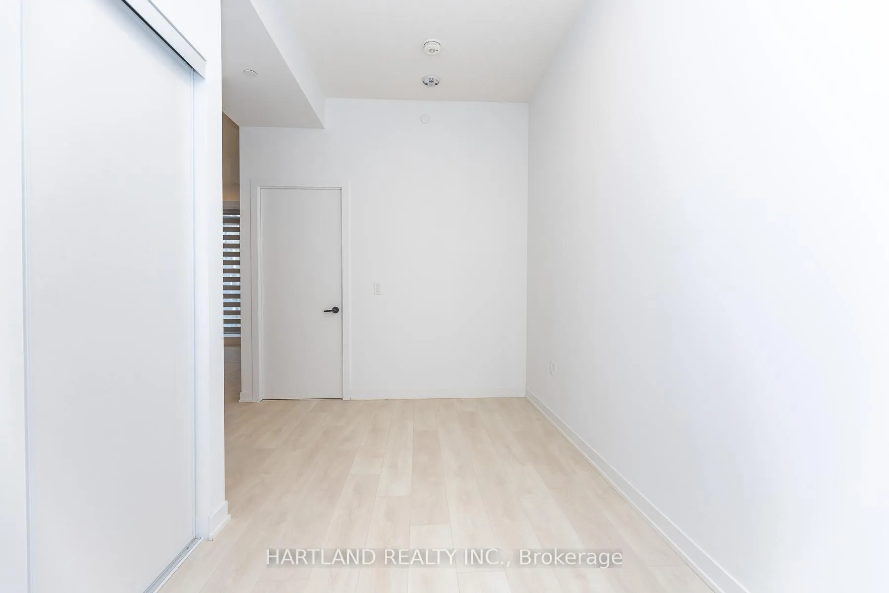 Photo 24 of Unit 107, 4878 Powers Common, Burlington, Alton — HOMEH