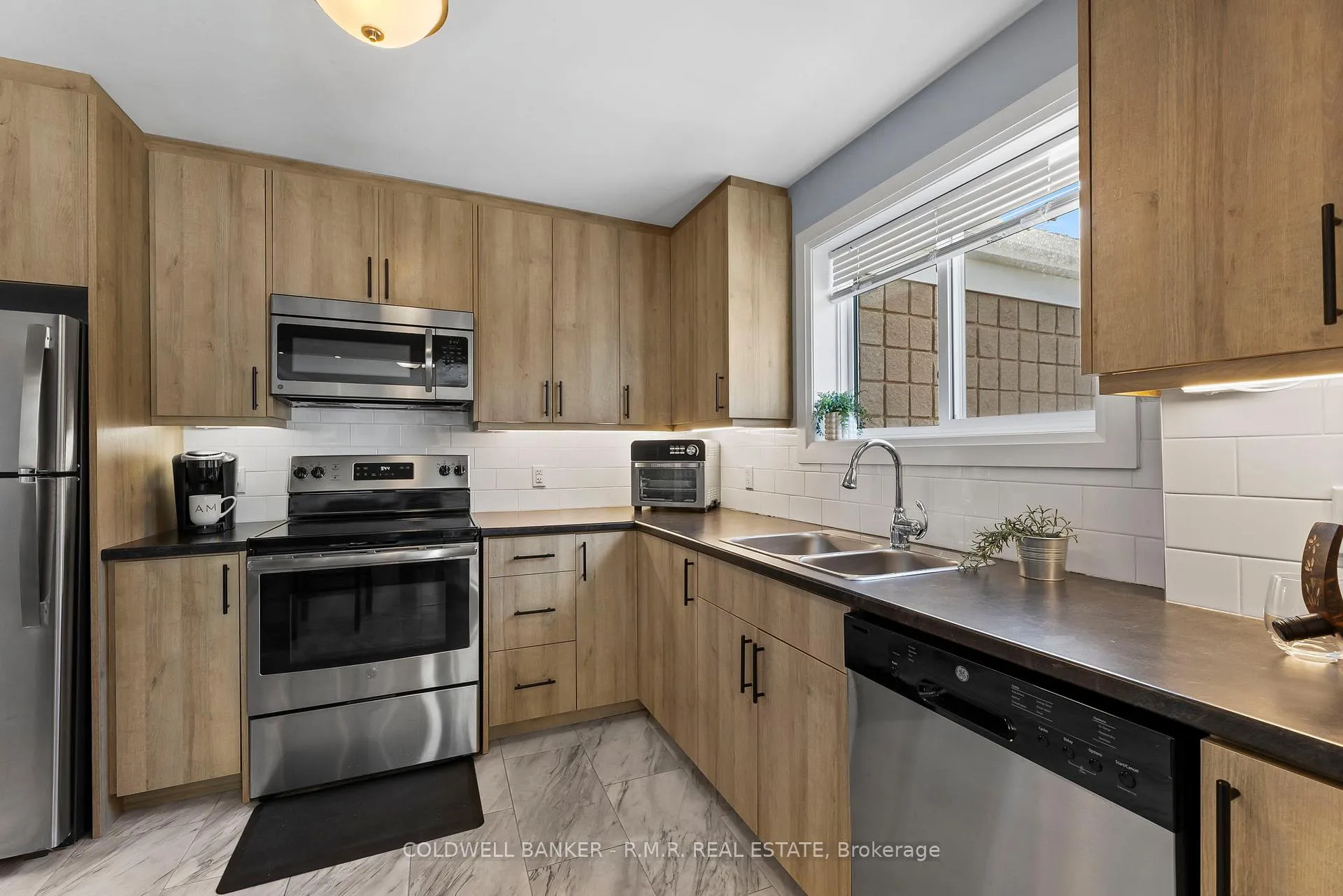 Photo 9 of Unit 201, 26 Spencer Street E, Cobourg — HOMEH
