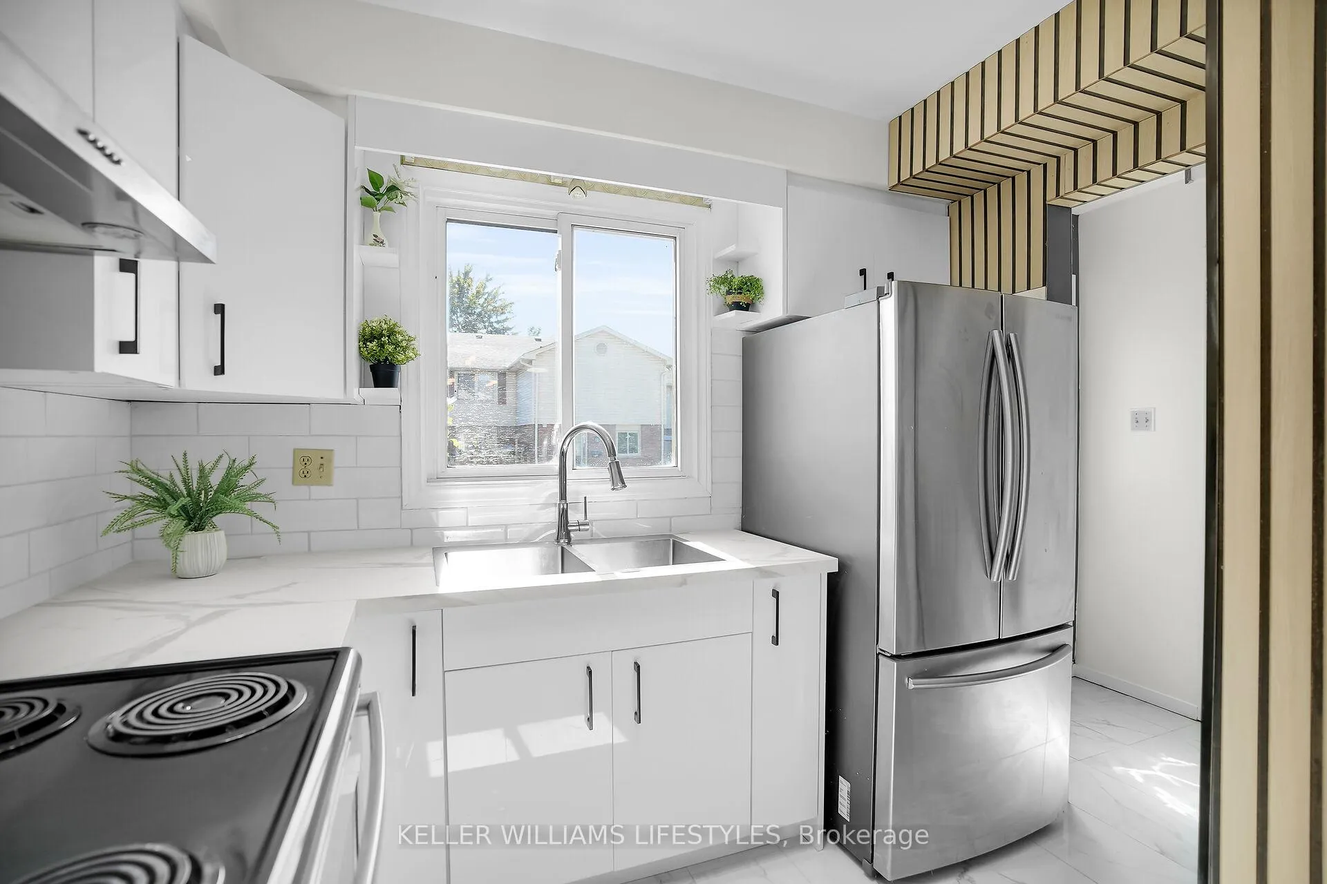 Photo 10 of Unit 4, 230 Clarke Road, London, East H — HOMEH