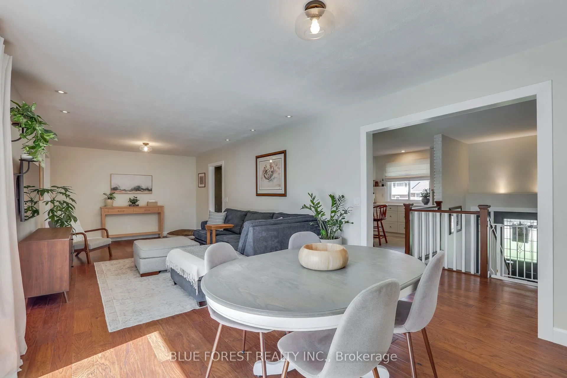 Photo 9 of 225 Coulton Drive, West Perth, Mitchell — HOMEH