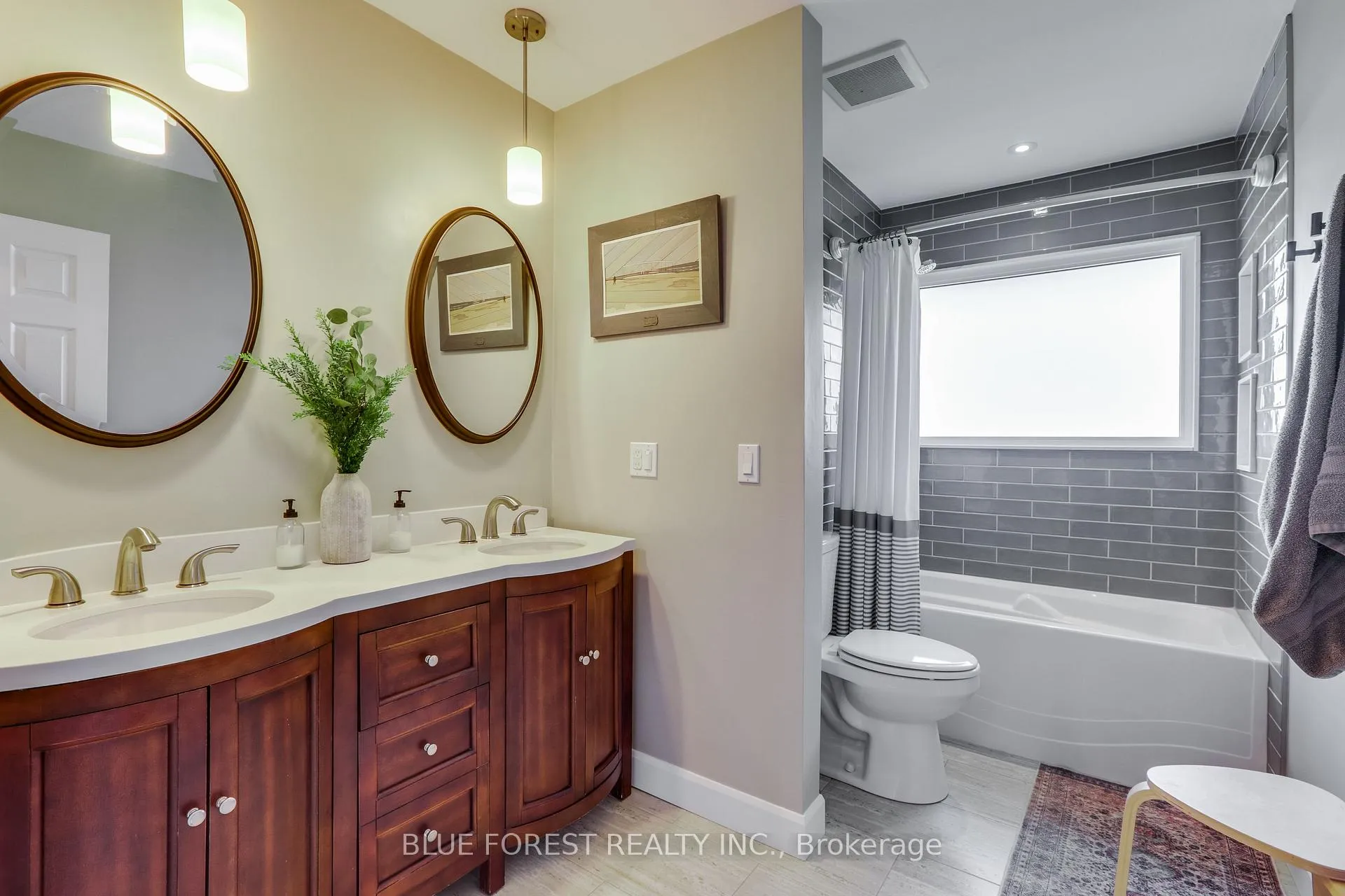 Photo 15 of 225 Coulton Drive, West Perth, Mitchell — HOMEH