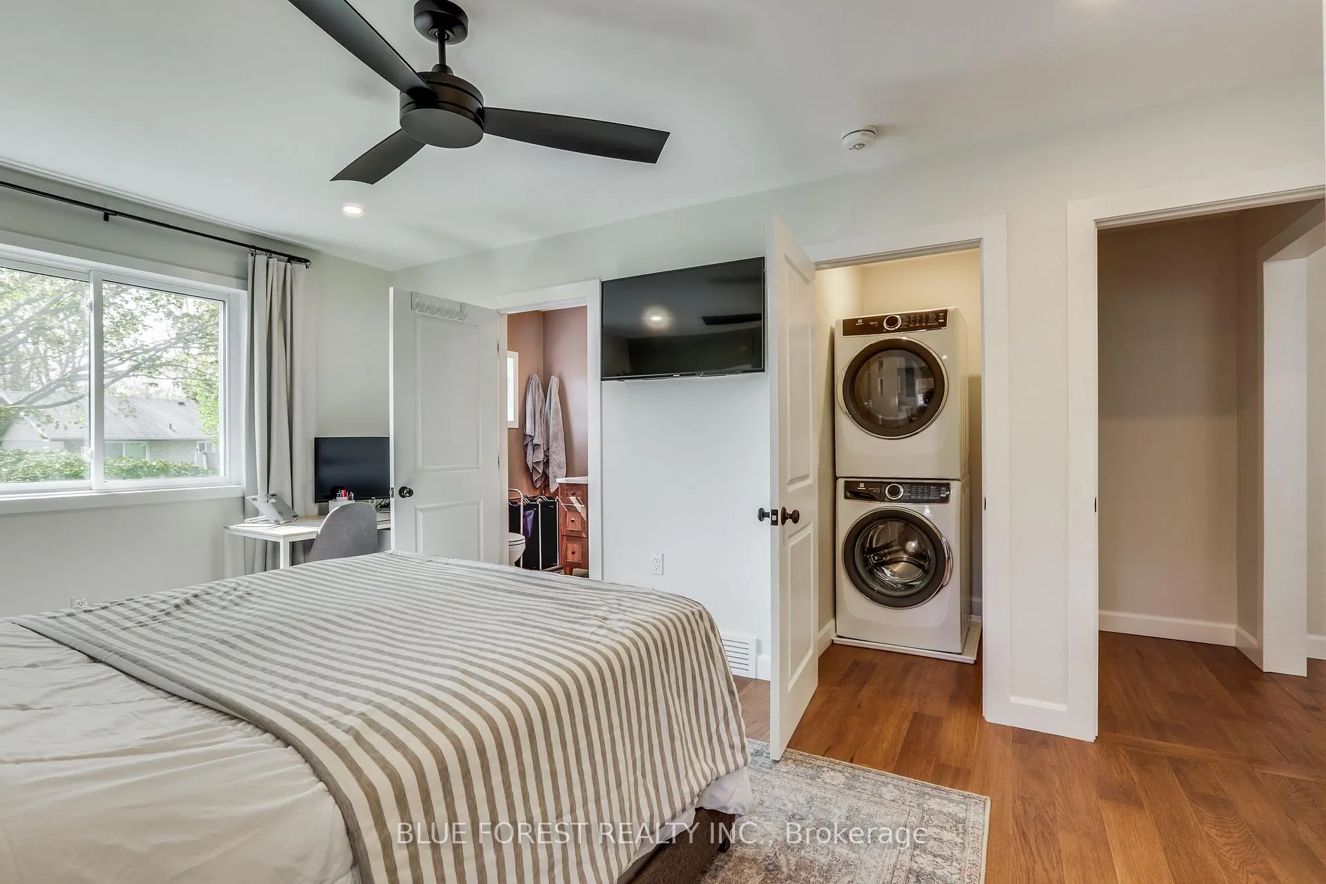 Photo 19 of 225 Coulton Drive, West Perth, Mitchell — HOMEH