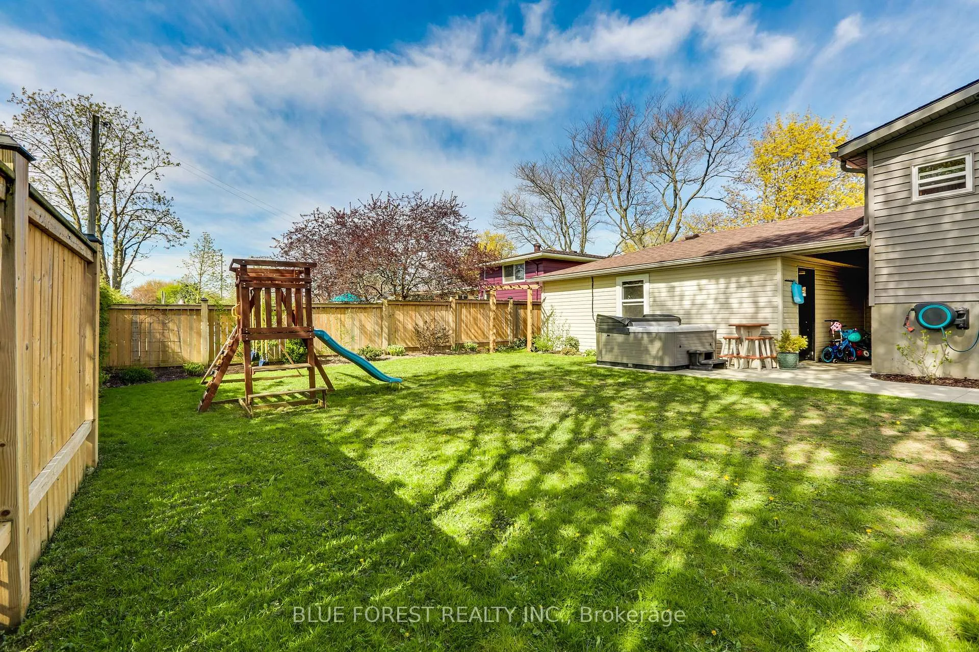 Photo 40 of 225 Coulton Drive, West Perth, Mitchell — HOMEH