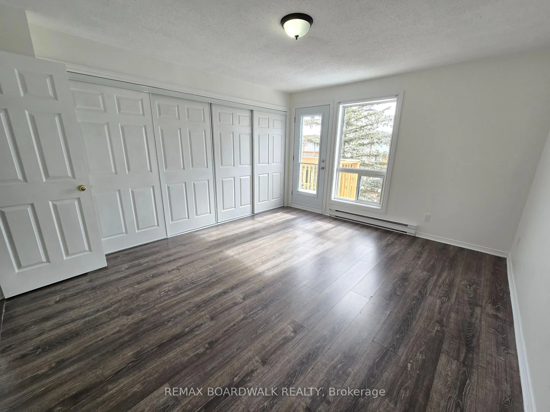 Photo 11 of 219 Briston Private, Ottawa, Hunt Club Park — HOMEH