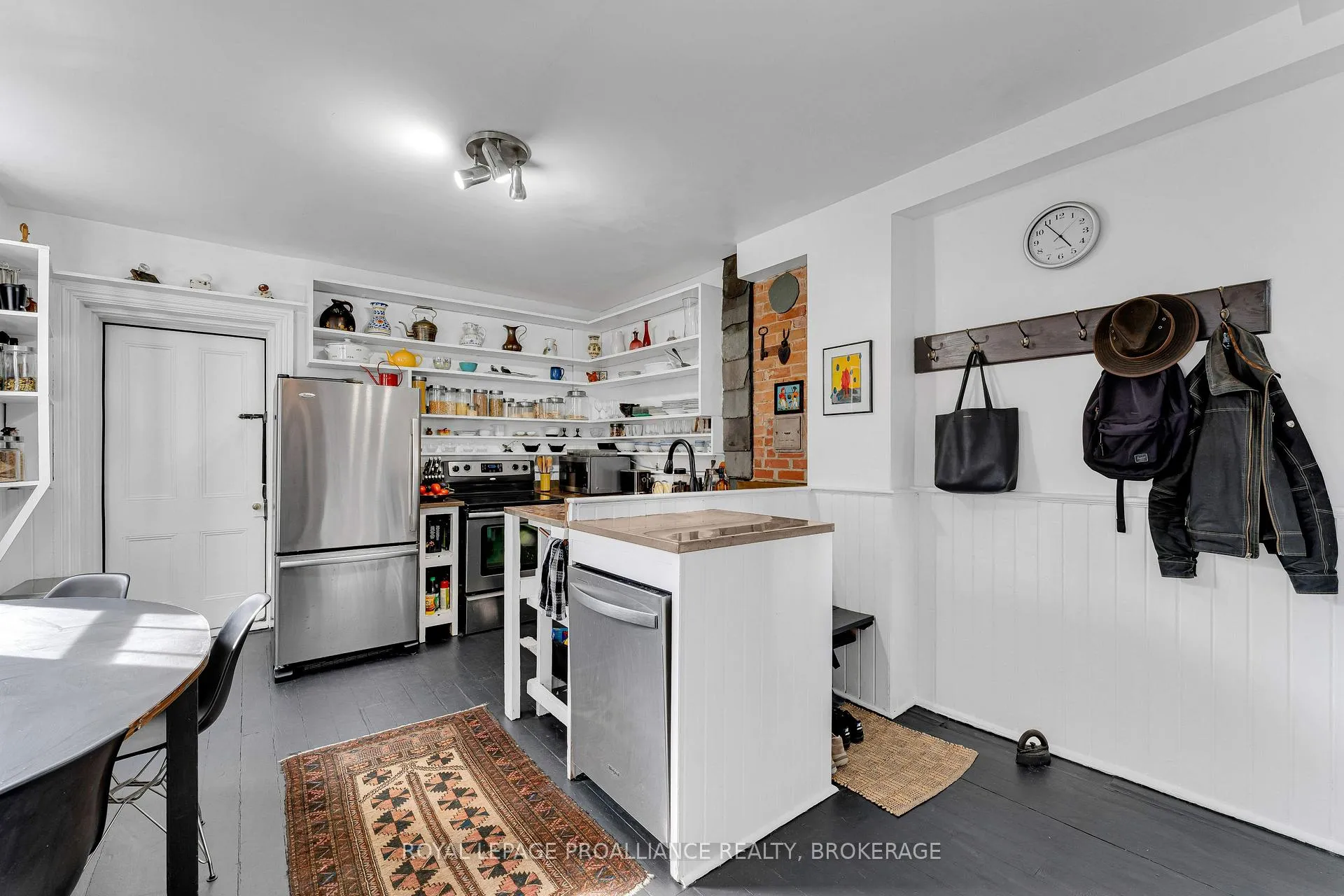 Photo 8 of 56 Wellington Street, Kingston, Central City East — HOMEH